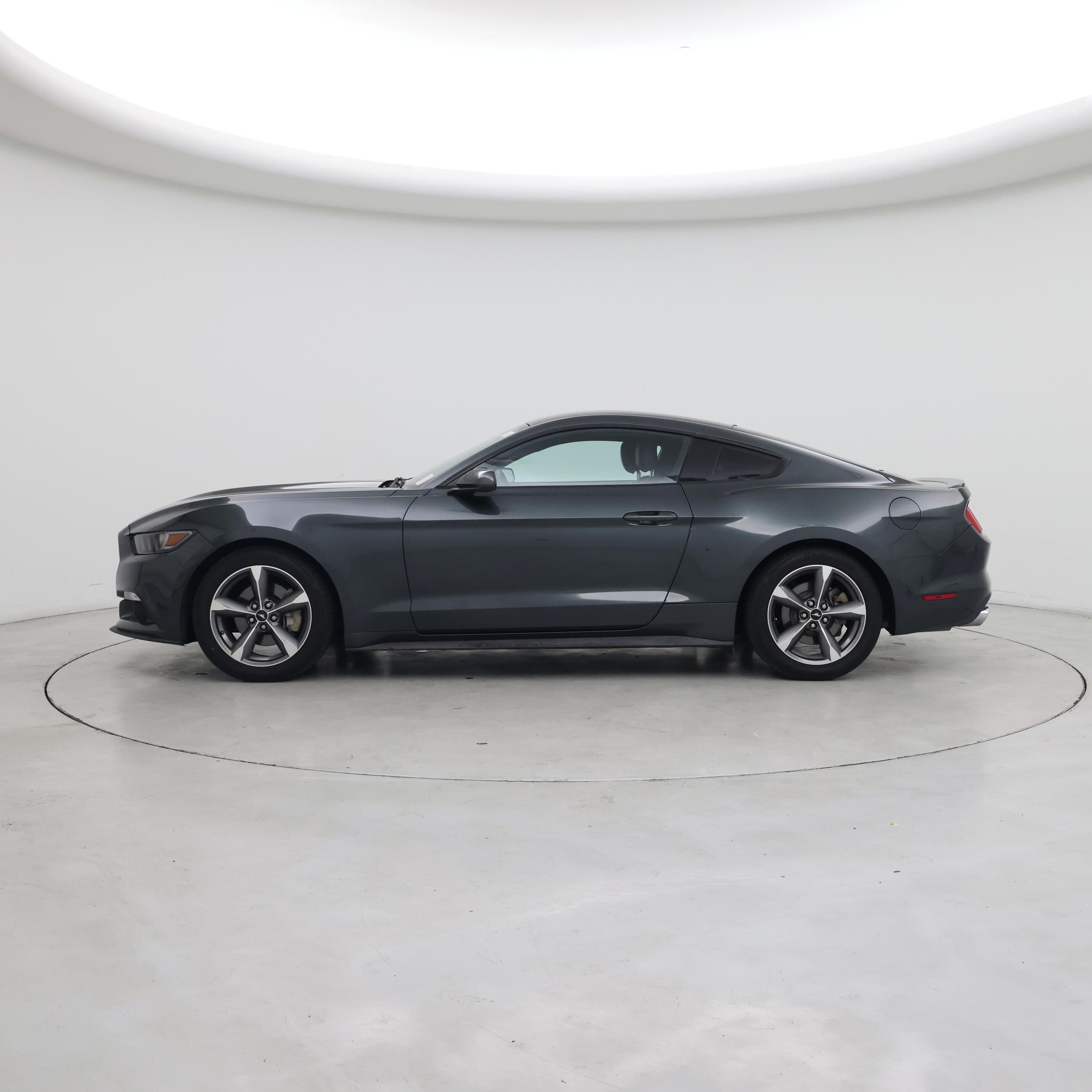 Thumbnail: 2016 Ford Mustang - 3