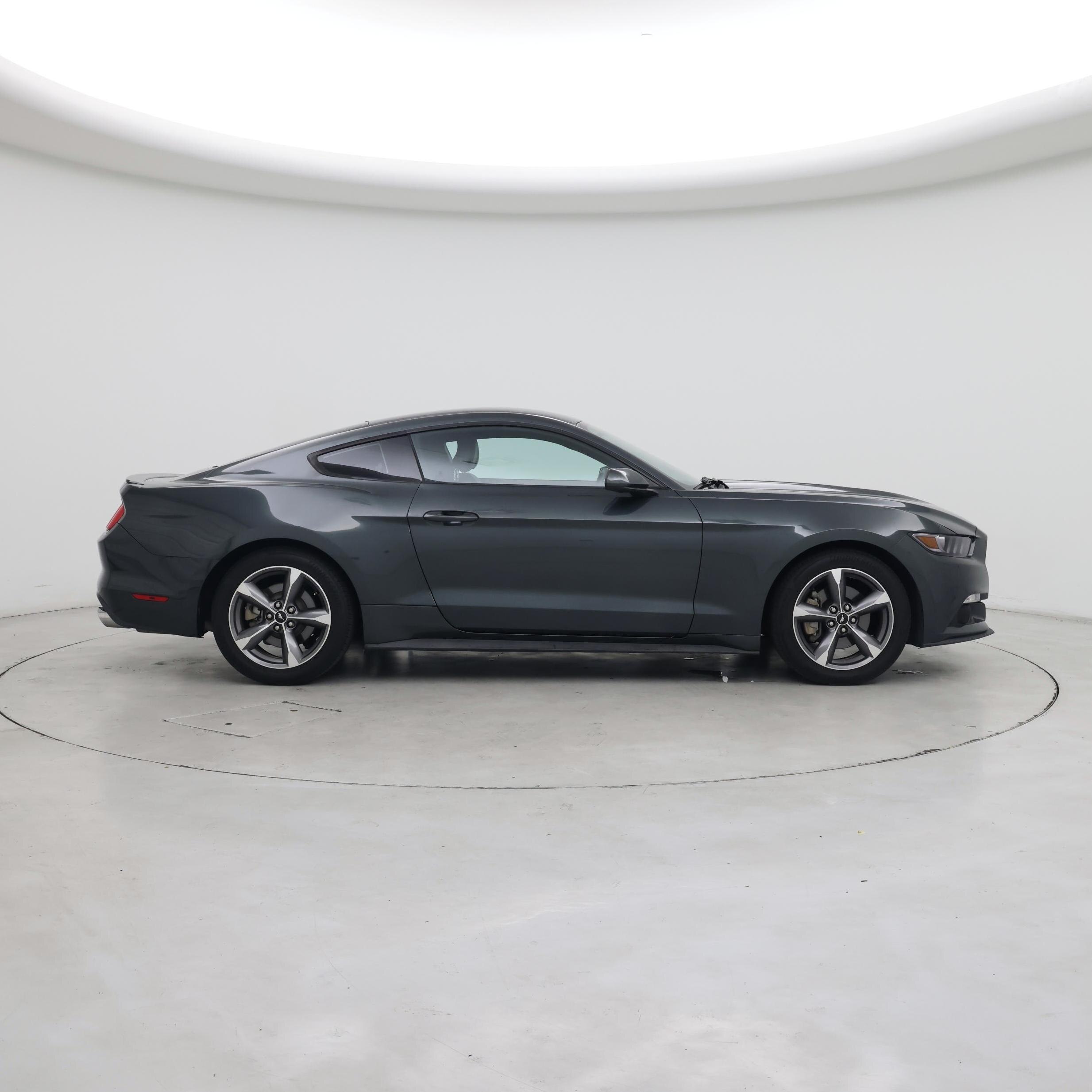 Thumbnail: 2016 Ford Mustang - 7