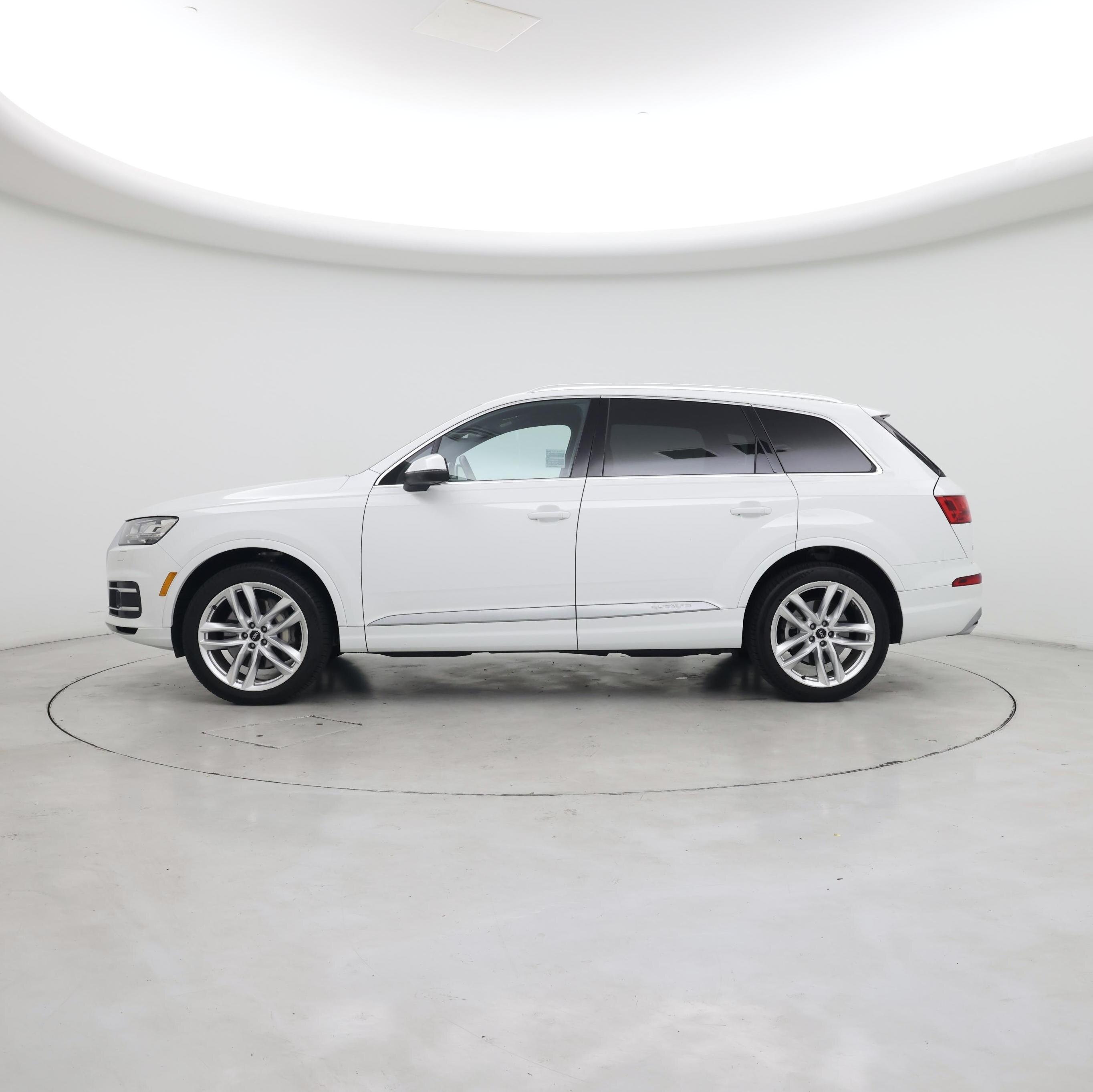 Thumbnail: 2017 Audi Q7 - 3