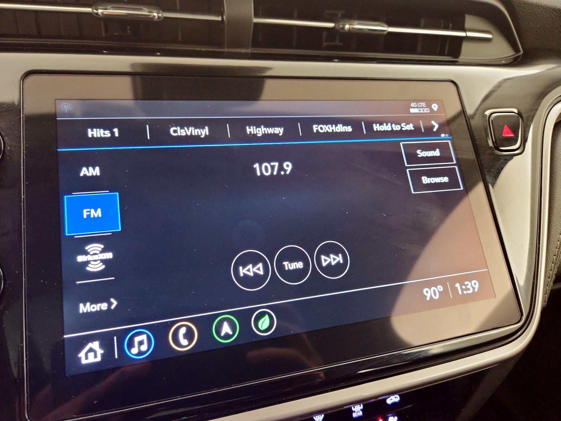 Thumbnail: 2023 Chevrolet Bolt EUV - 16