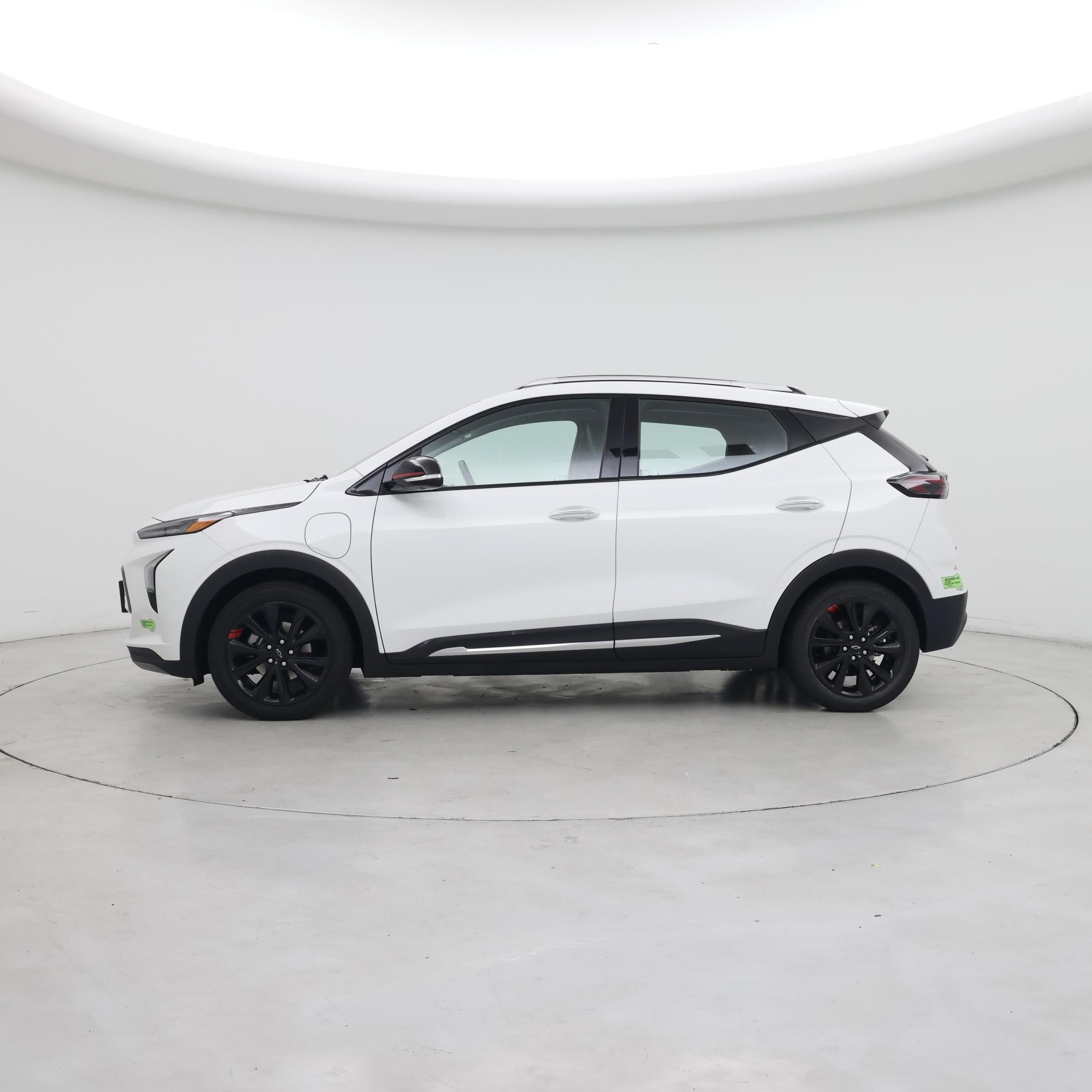 Thumbnail: 2023 Chevrolet Bolt EUV - 3