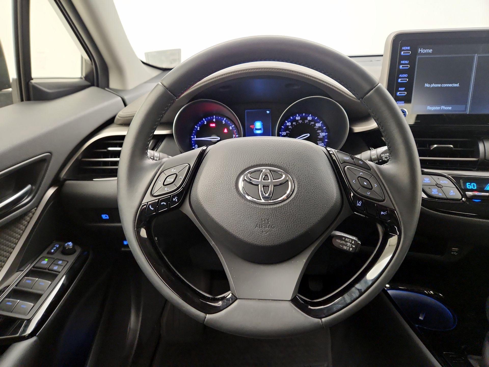 Thumbnail: 2021 Toyota C-HR - 10