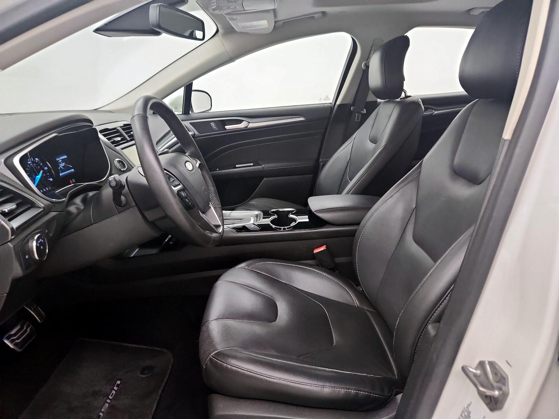 Thumbnail: 2014 Ford Fusion - 11