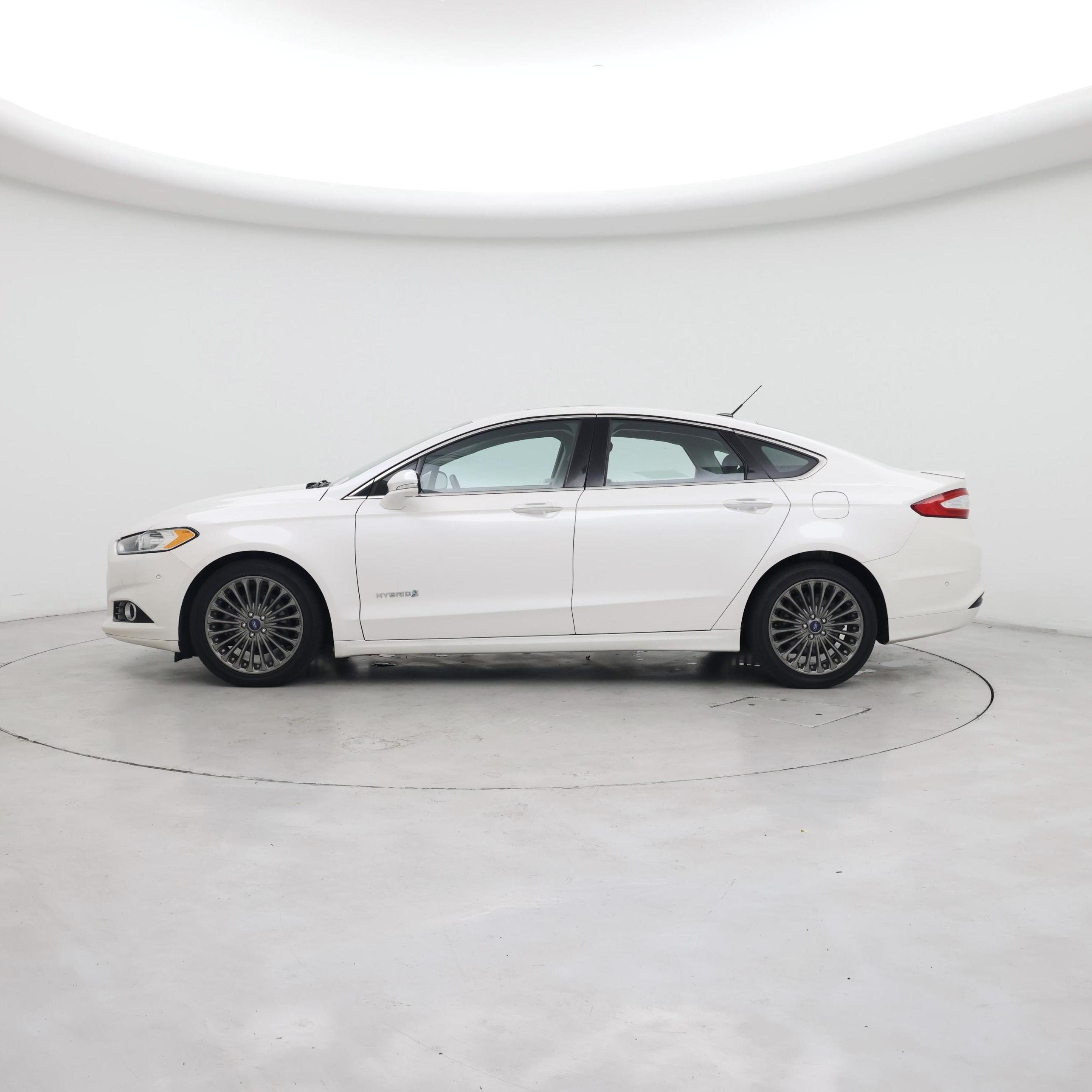 Thumbnail: 2014 Ford Fusion - 3