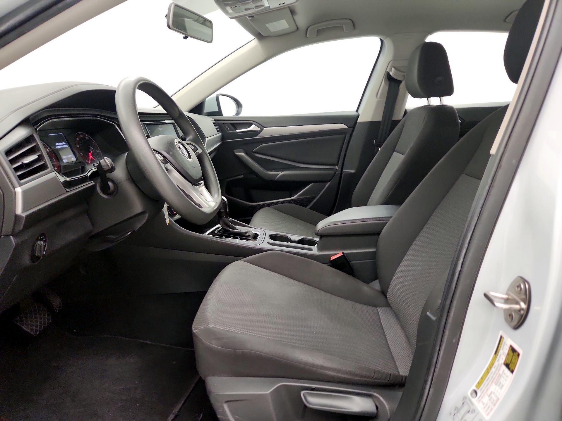 Thumbnail: 2019 Volkswagen Jetta - 11