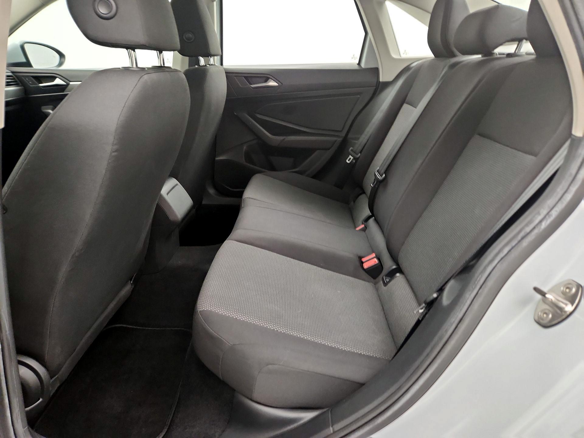 Thumbnail: 2019 Volkswagen Jetta - 19