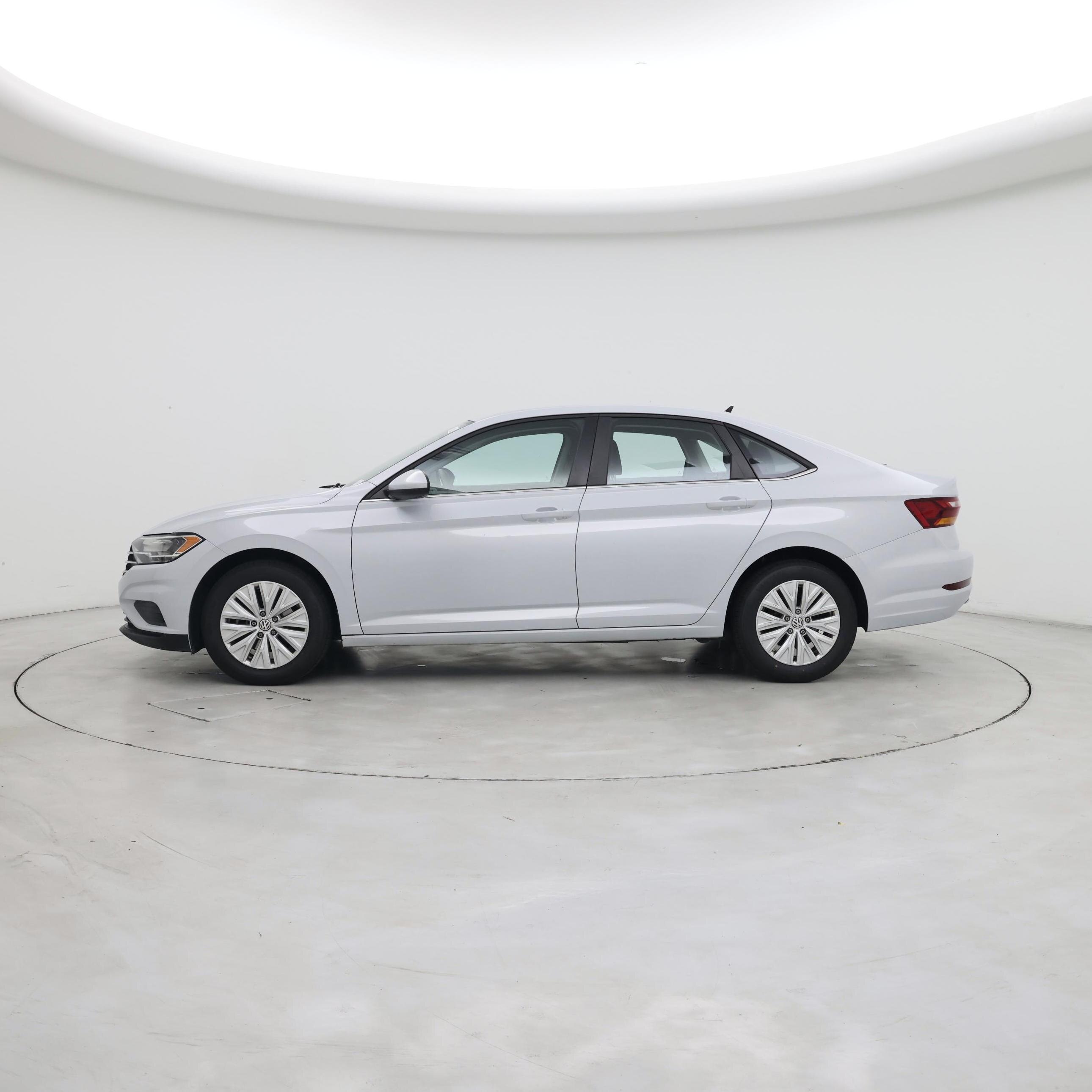 Thumbnail: 2019 Volkswagen Jetta - 3