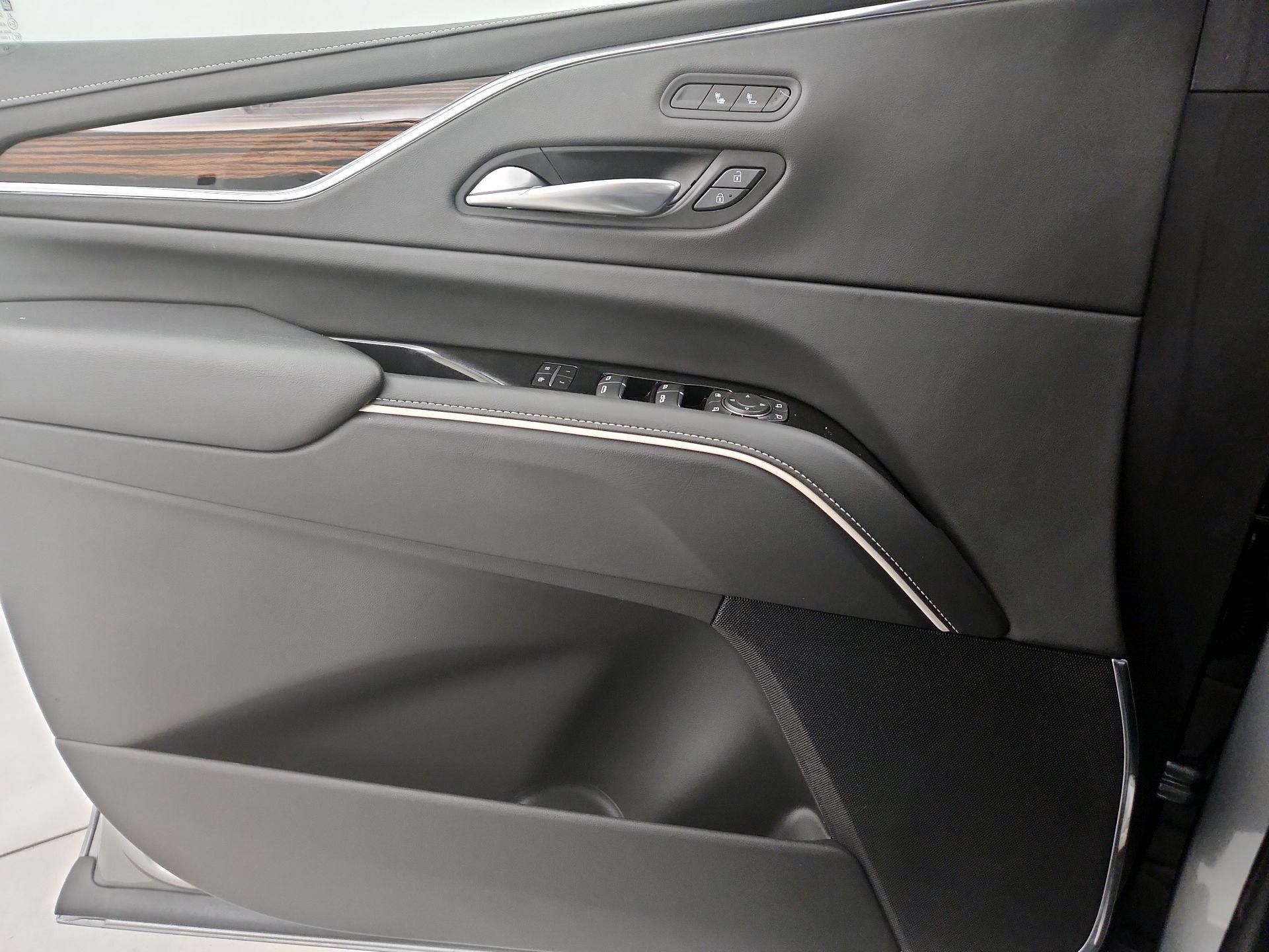 Thumbnail: 2023 Cadillac Escalade - 12