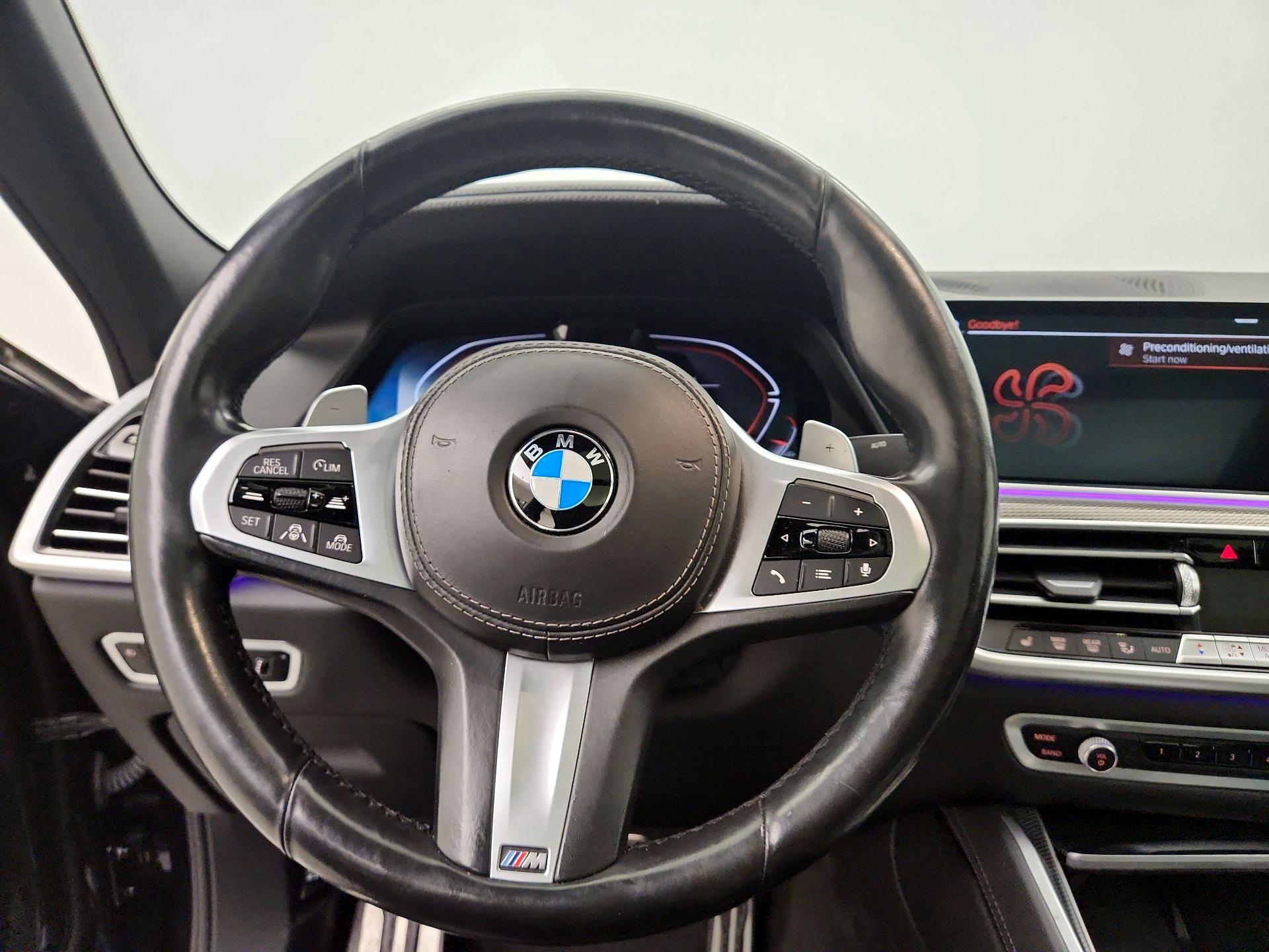 Thumbnail: 2021 BMW X6 - 10