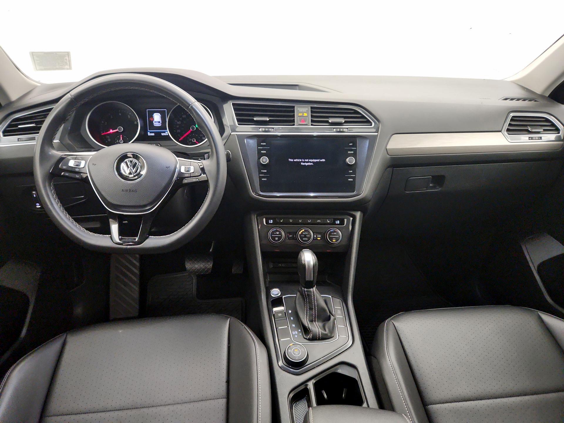 Thumbnail: 2021 Volkswagen Tiguan - 9