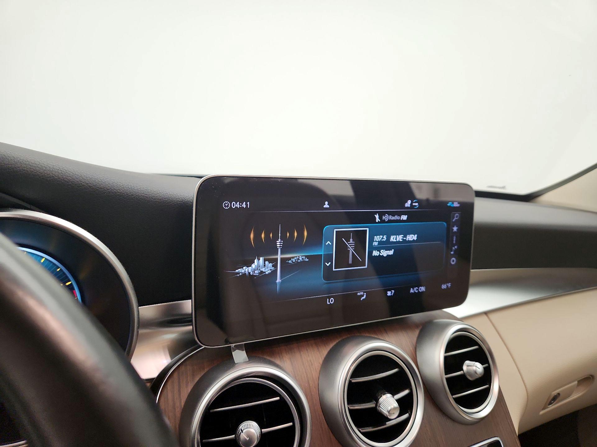 Thumbnail: 2021 Mercedes-Benz C-Class - 15