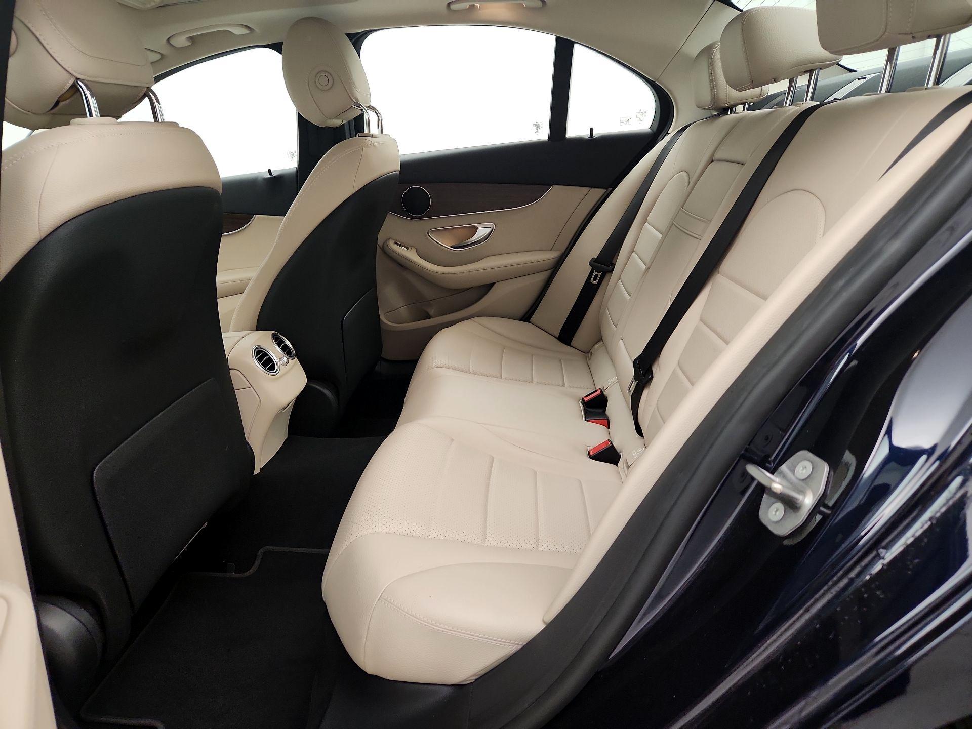Thumbnail: 2021 Mercedes-Benz C-Class - 20