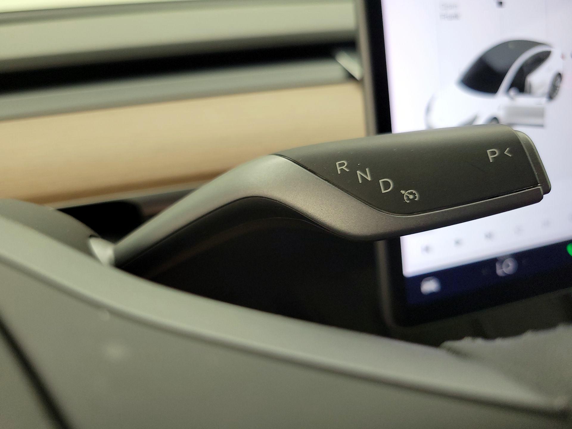 Thumbnail: 2021 Tesla Model 3 - 17