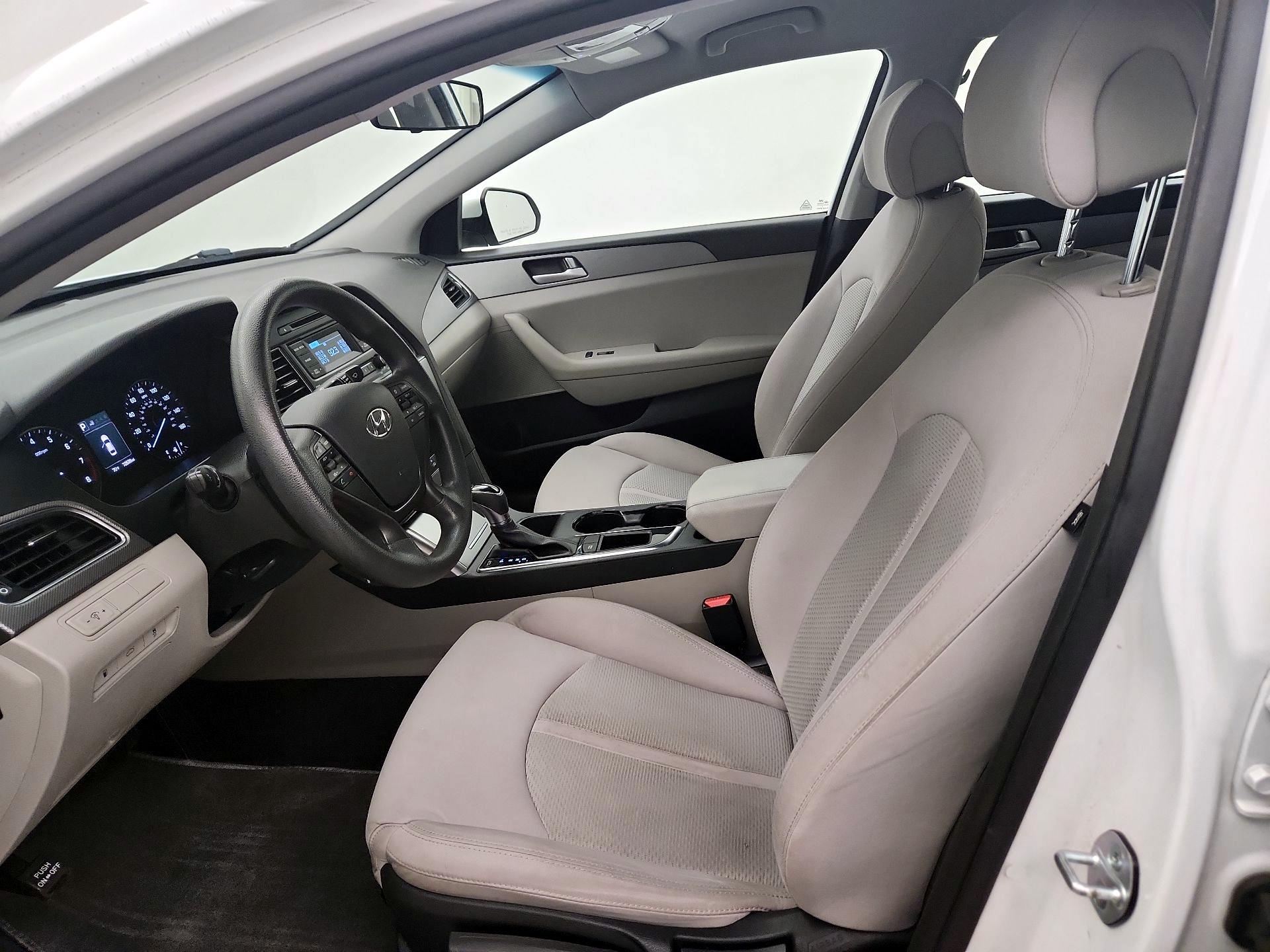Thumbnail: 2015 Hyundai Sonata - 11