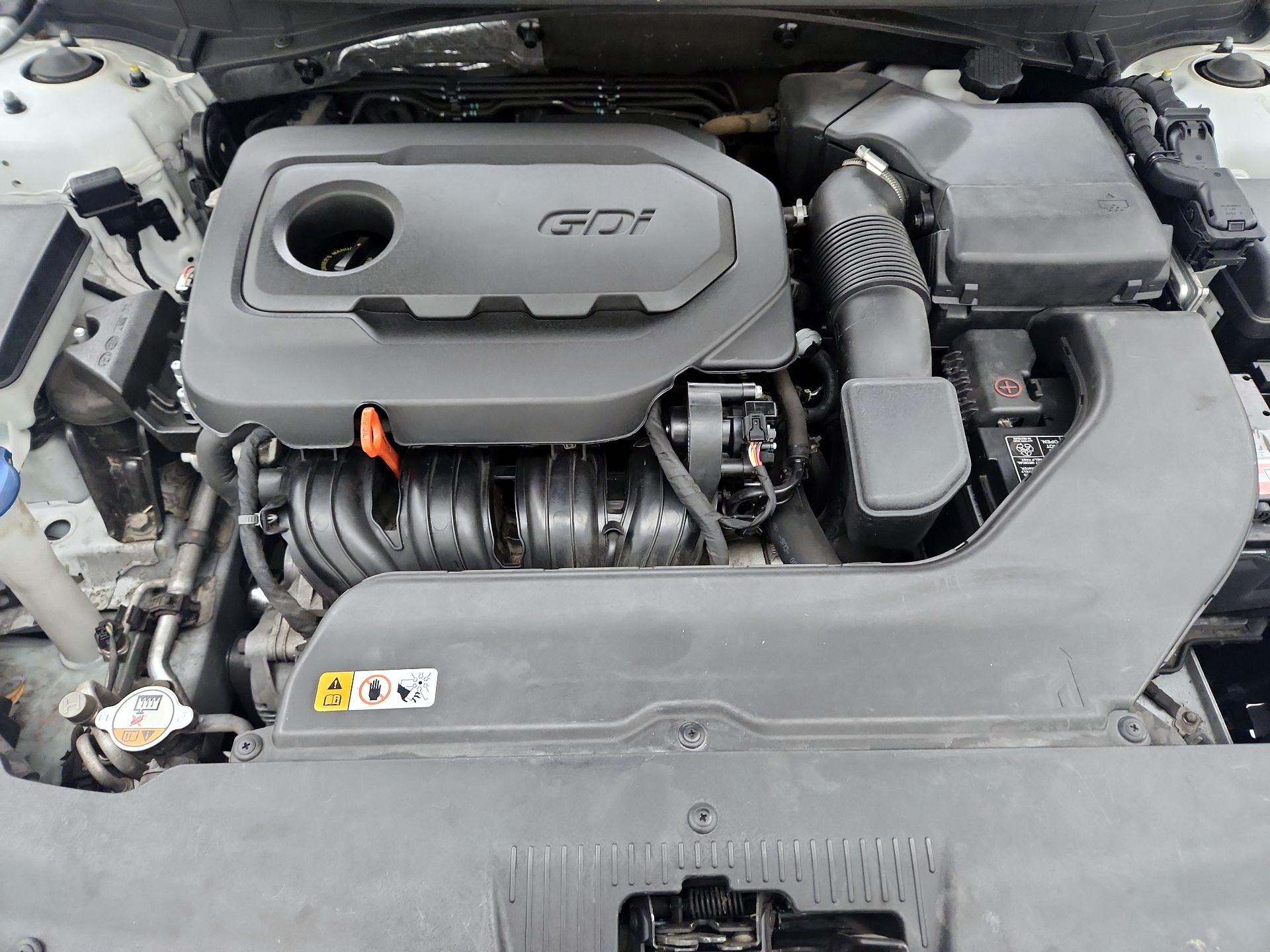 Thumbnail: 2015 Hyundai Sonata - 20