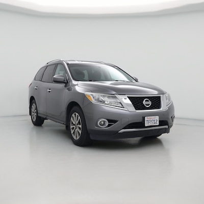 Gray 2016 Nissan Pathfinder SV