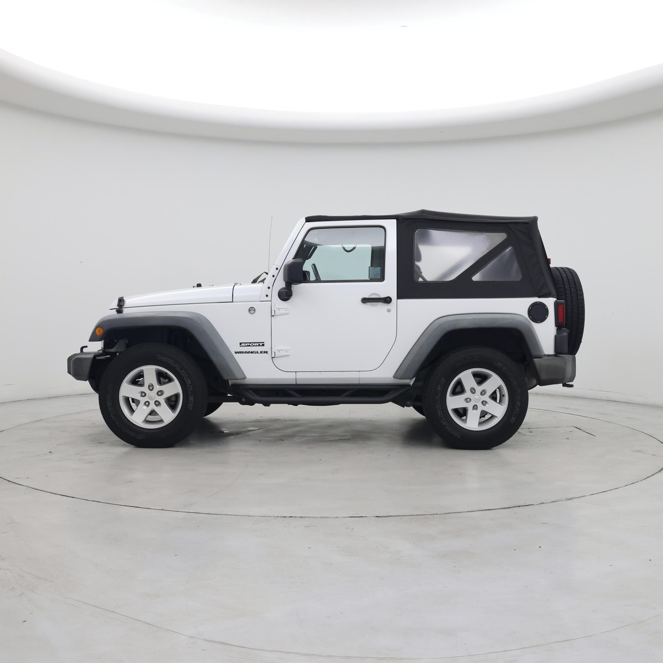 Thumbnail: 2014 Jeep Wrangler - 3
