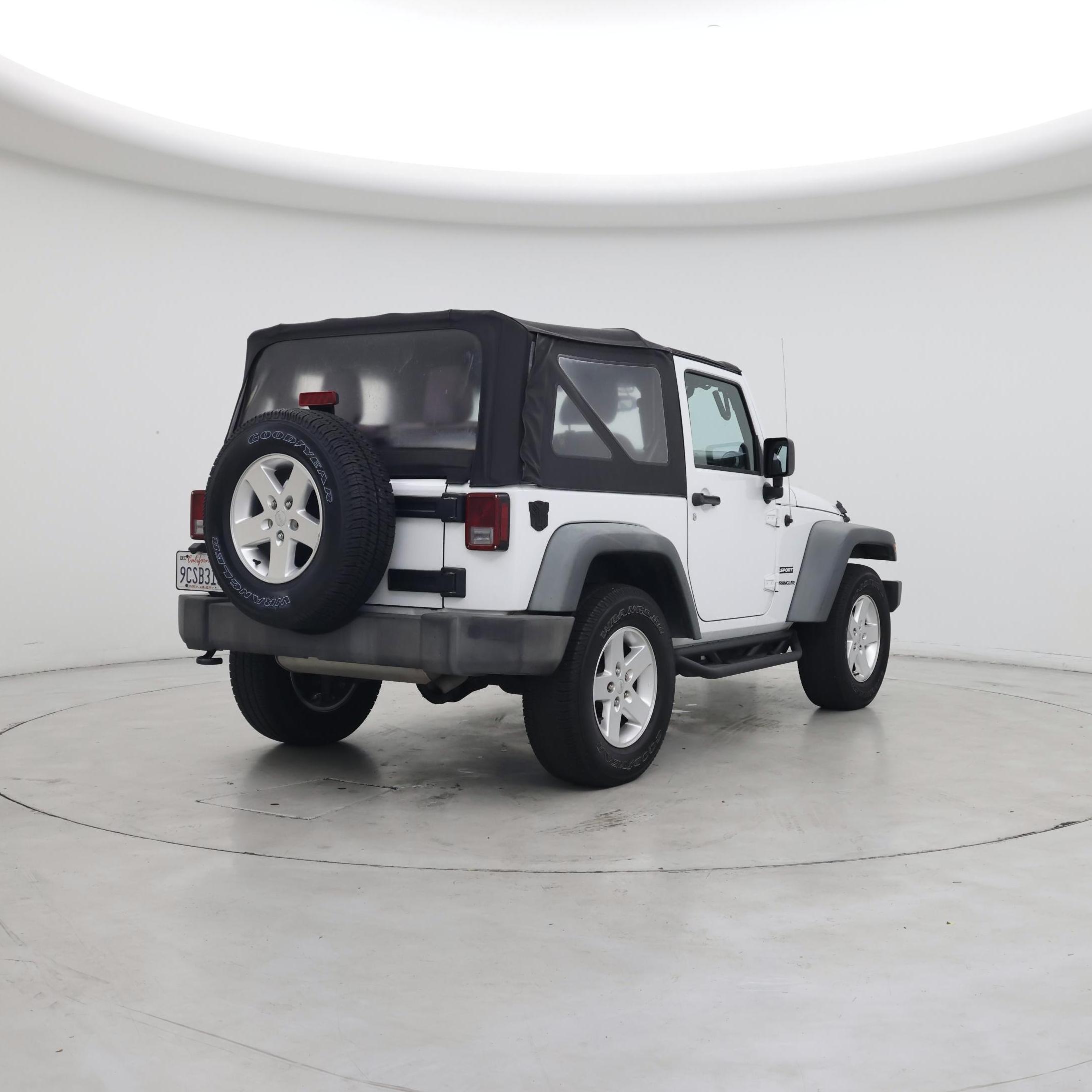 Thumbnail: 2014 Jeep Wrangler - 8