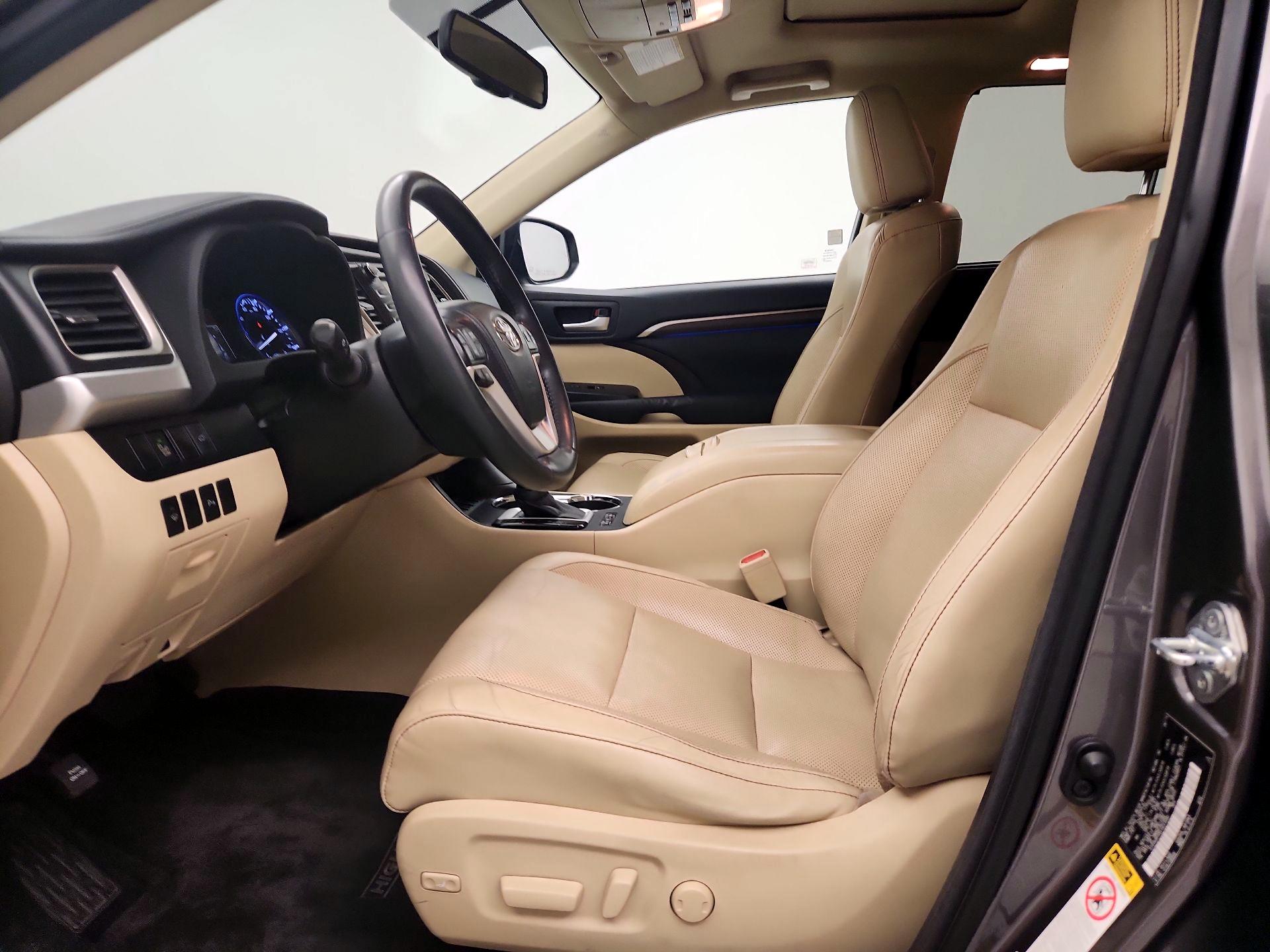 Thumbnail: 2014 Toyota Highlander - 11