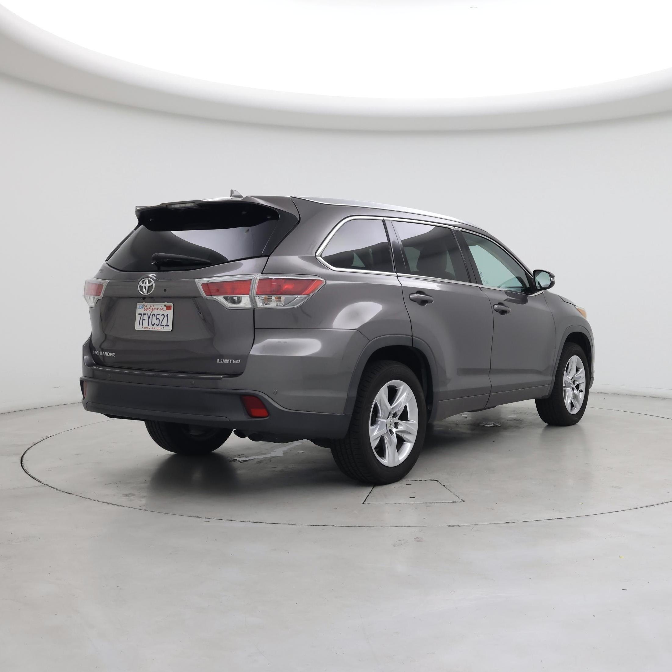 Thumbnail: 2014 Toyota Highlander - 8