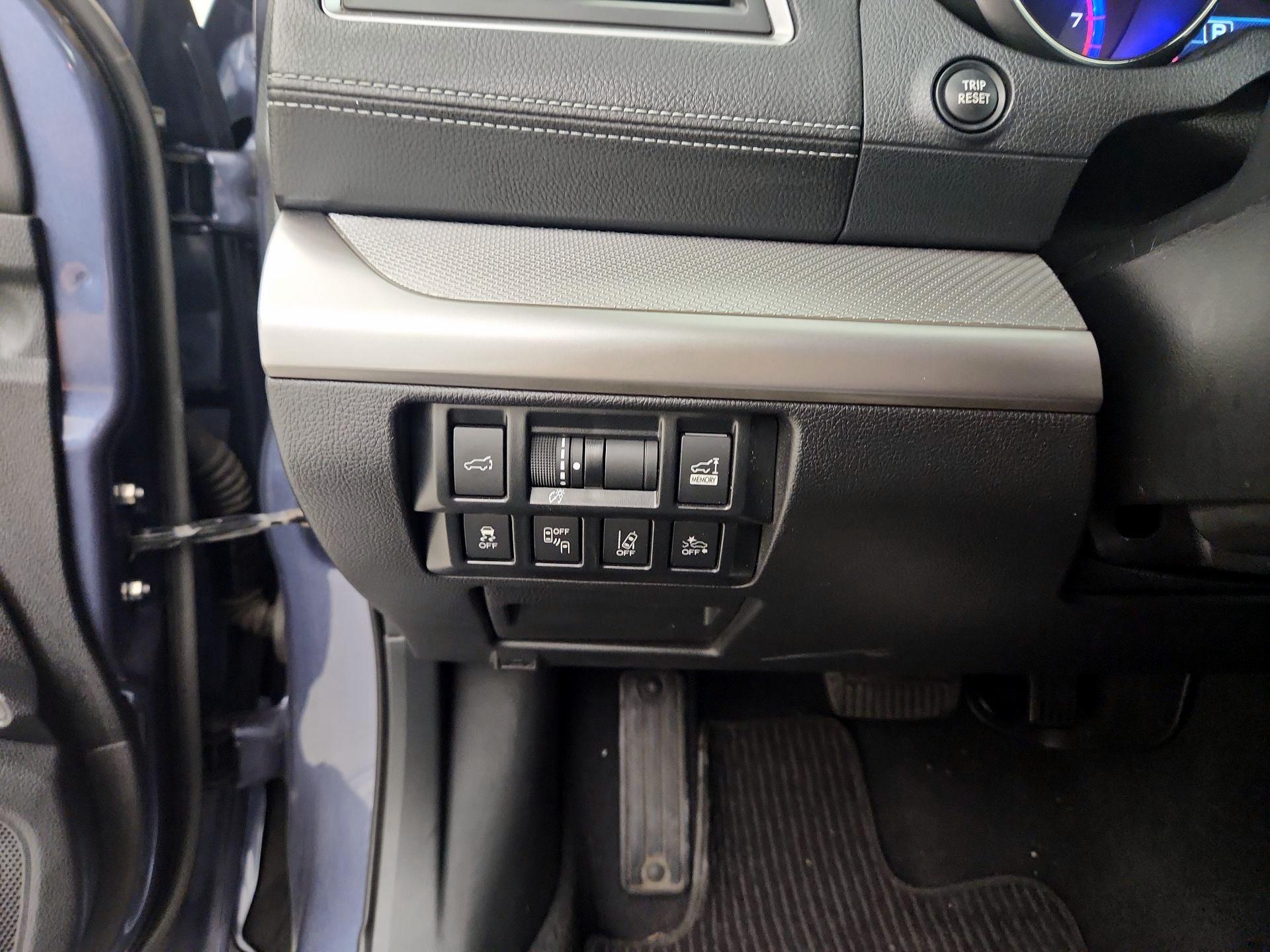 Thumbnail: 2018 Subaru Outback - 13