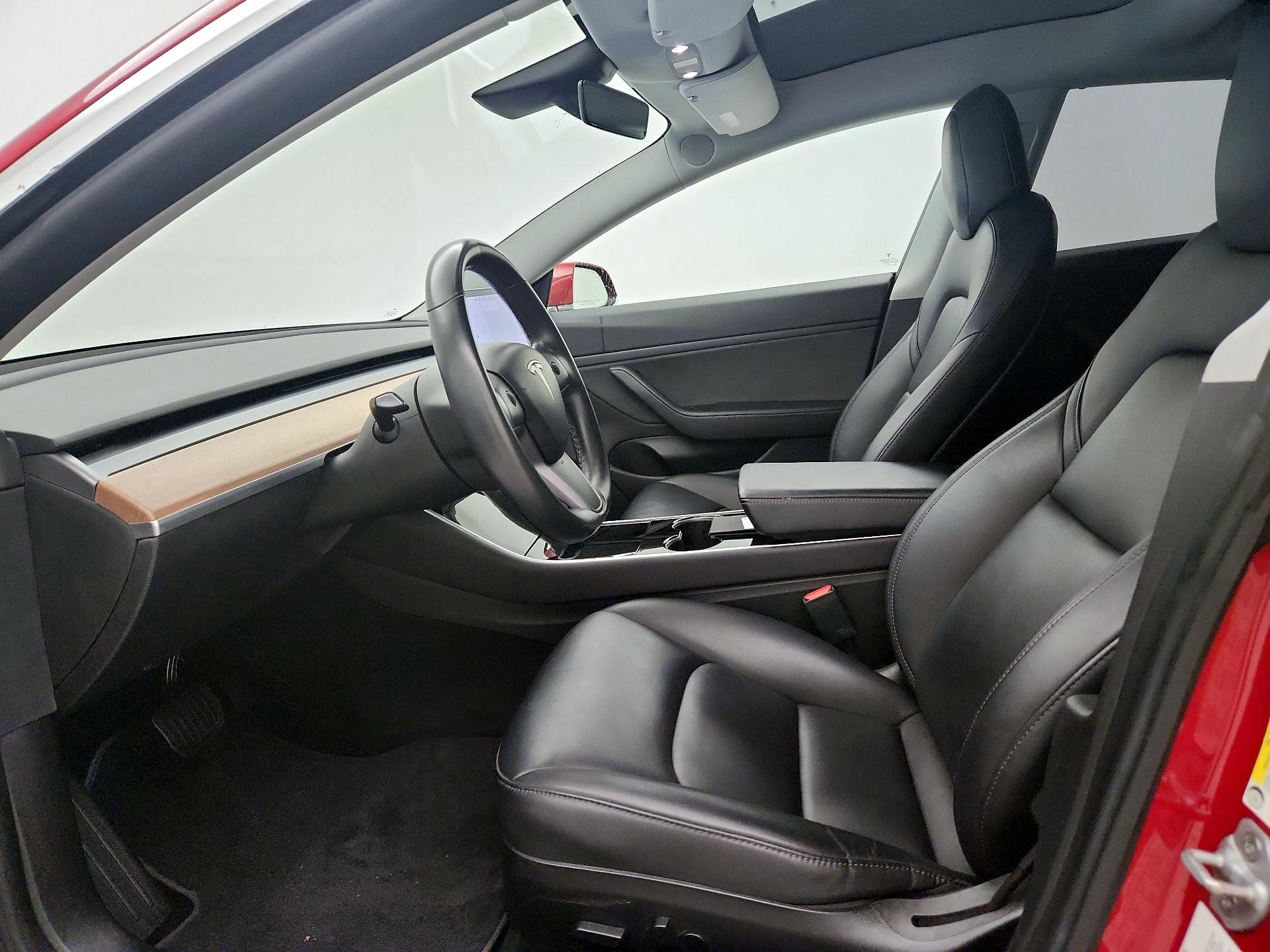 Thumbnail: 2019 Tesla Model 3 - 11