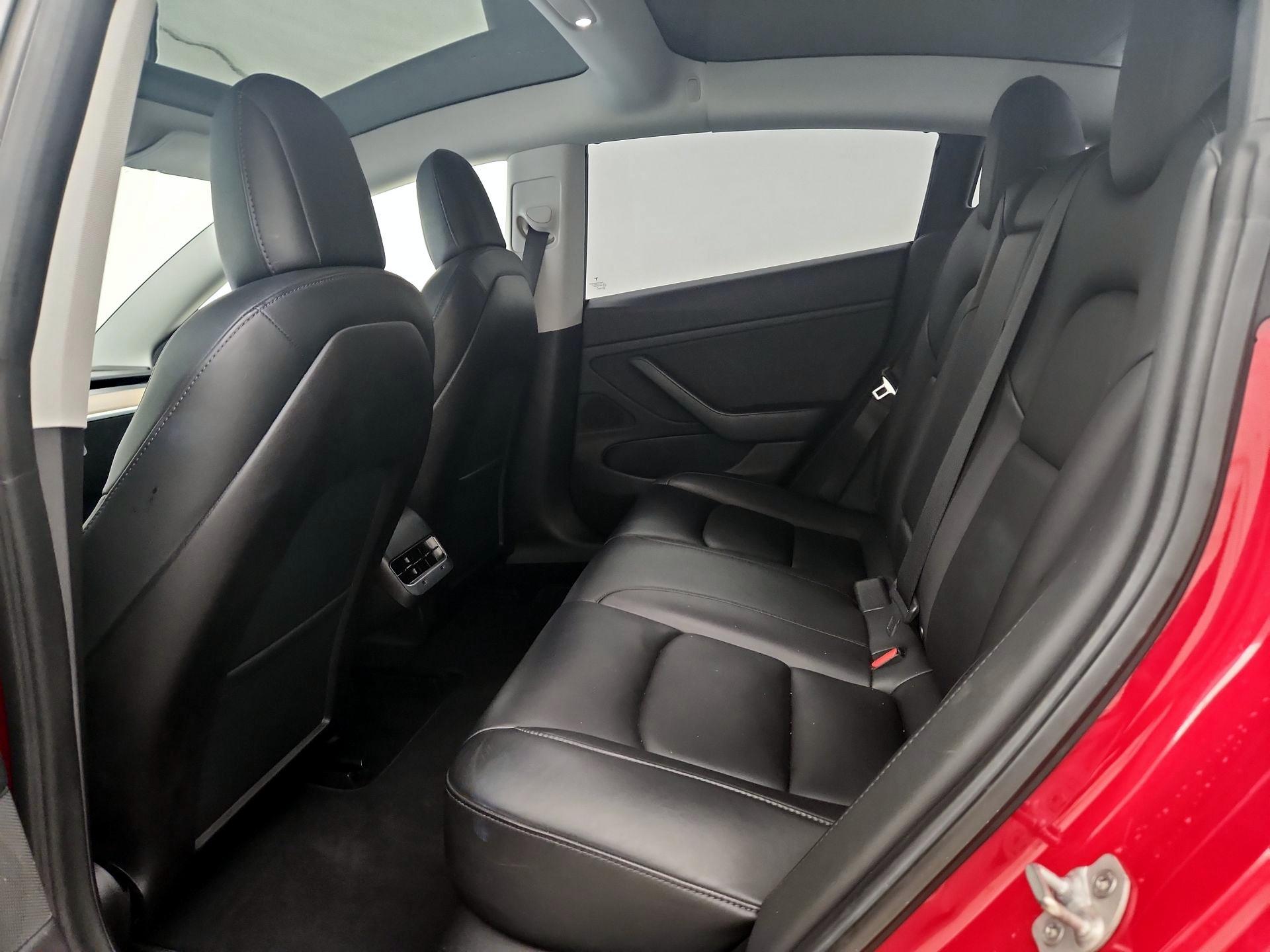 Thumbnail: 2019 Tesla Model 3 - 18