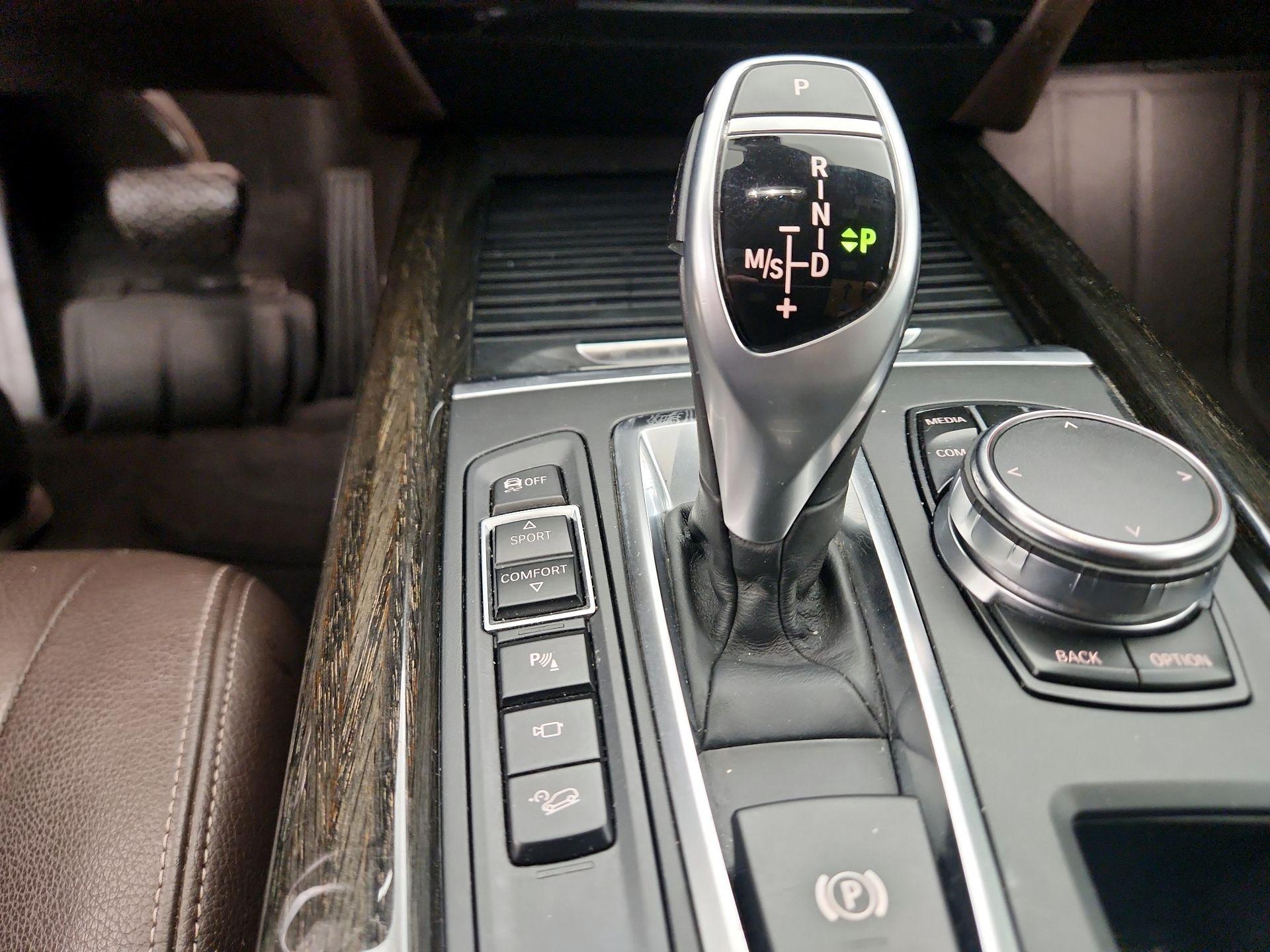 Thumbnail: 2018 BMW X5 - 18