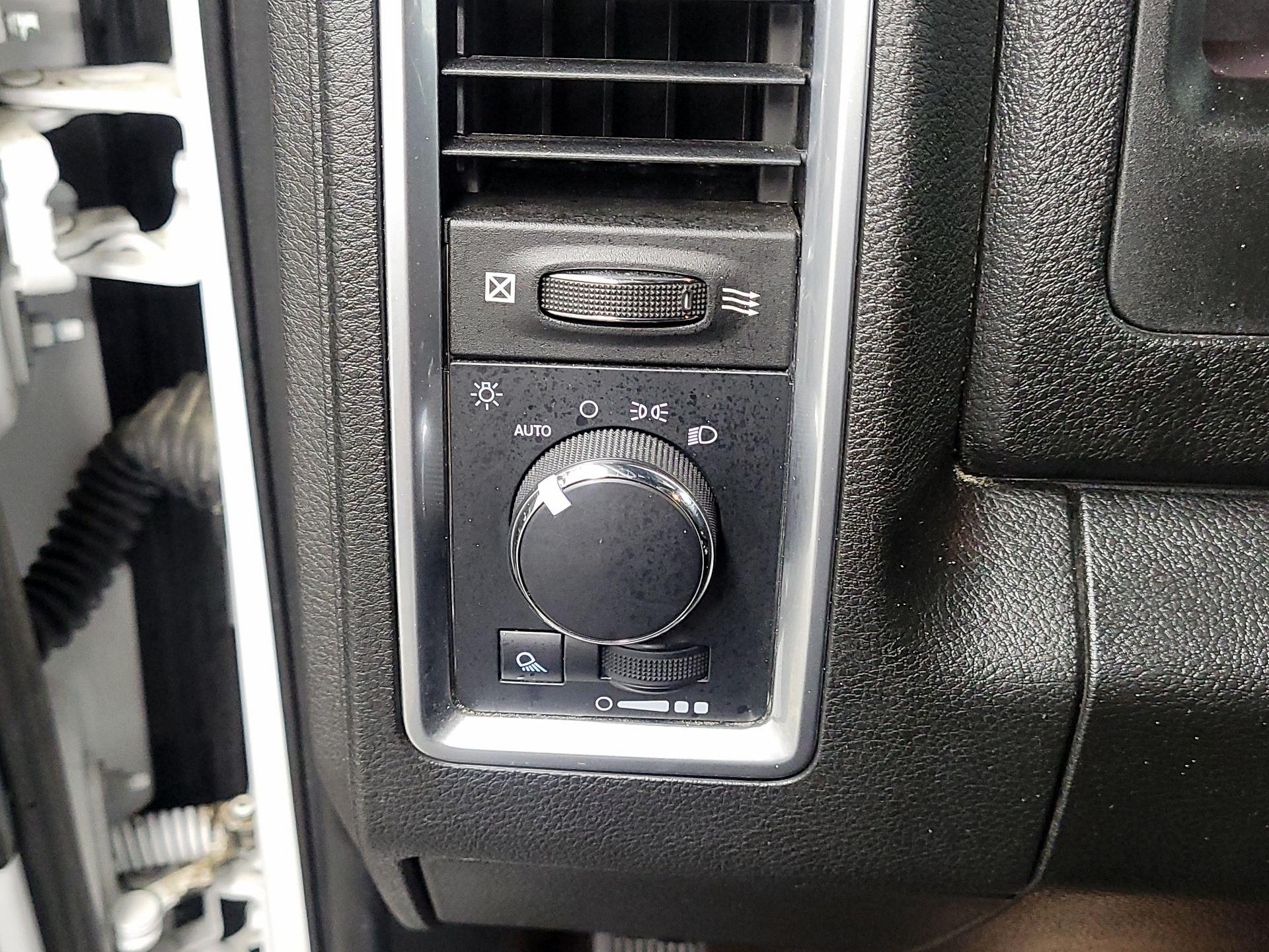 Thumbnail: 2023 RAM 1500 Classic - 13