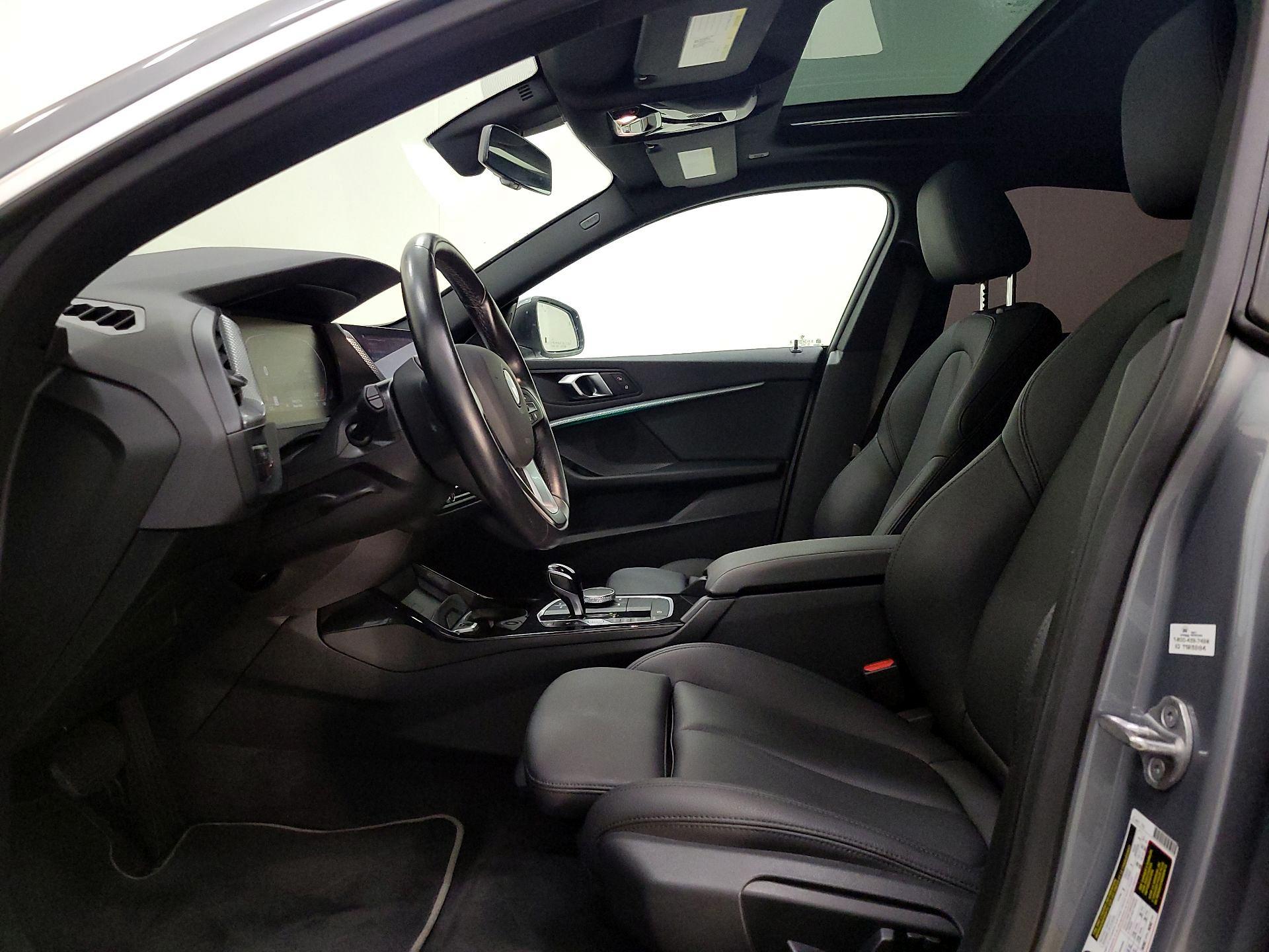 Thumbnail: 2024 BMW 2 Series - 11