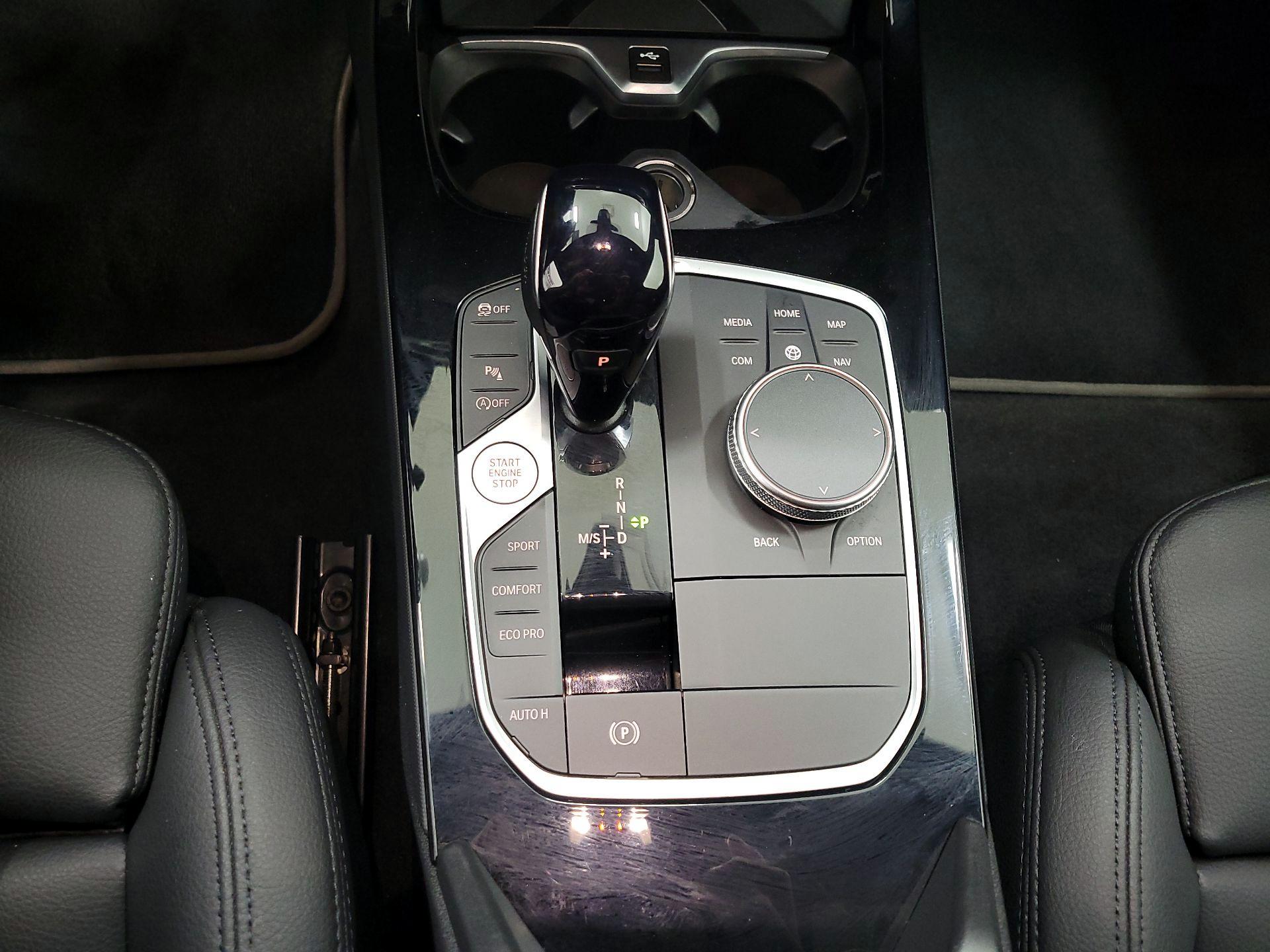 Thumbnail: 2024 BMW 2 Series - 18