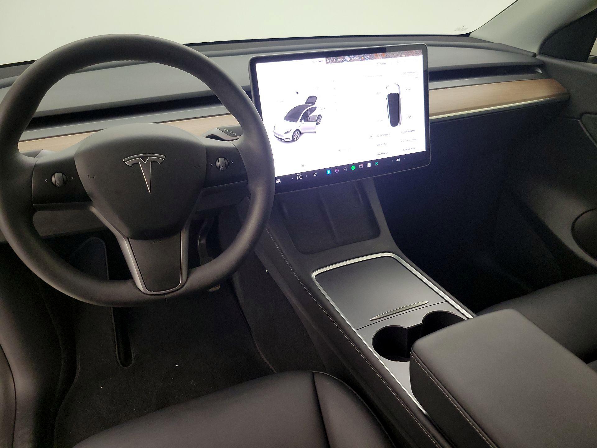 Thumbnail: 2022 Tesla Model Y - 9