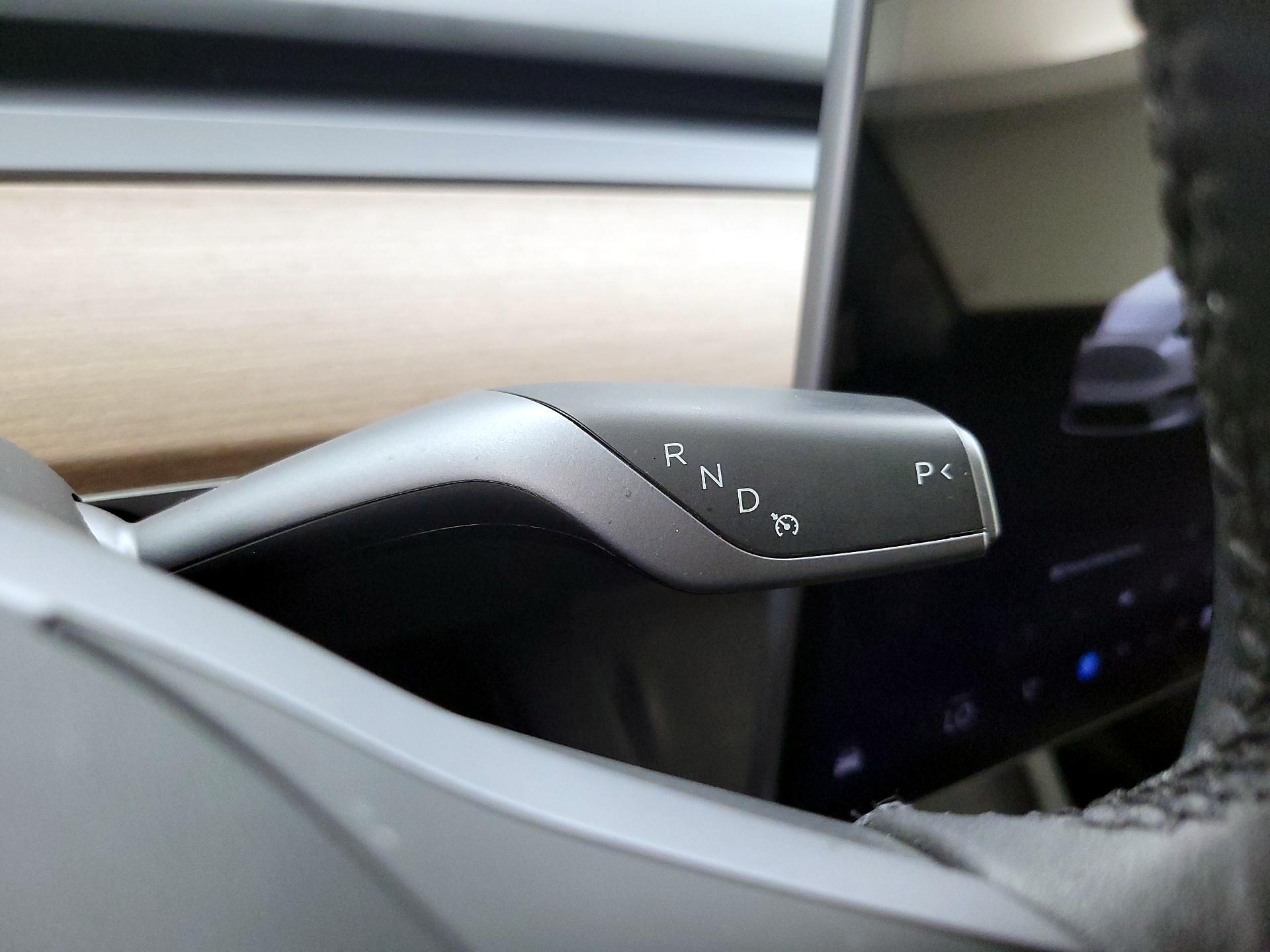 Thumbnail: 2022 Tesla Model Y - 17