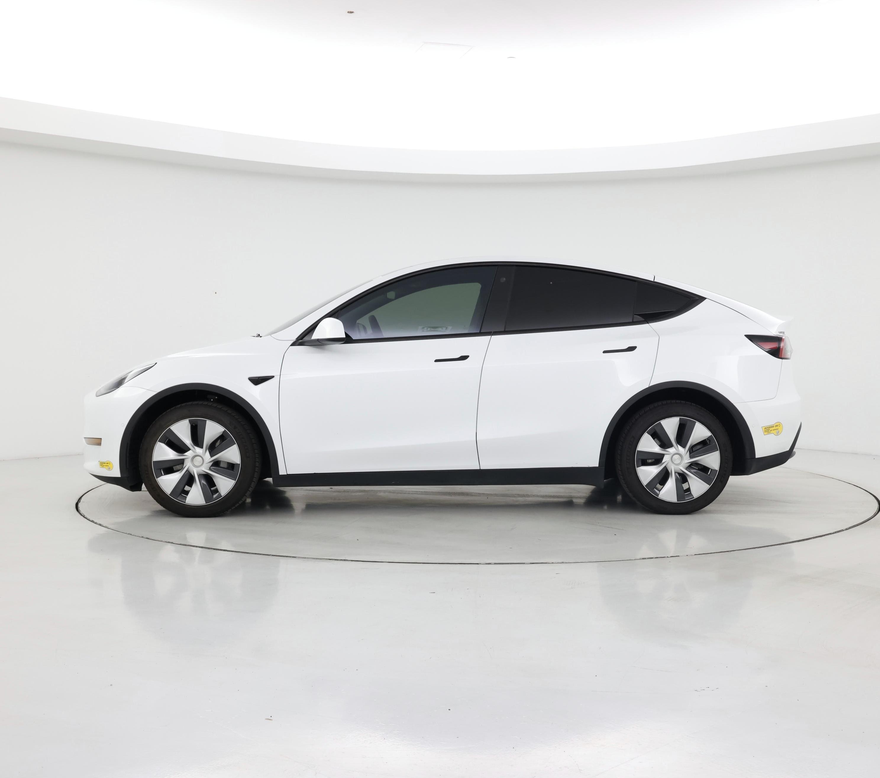Thumbnail: 2022 Tesla Model Y - 3