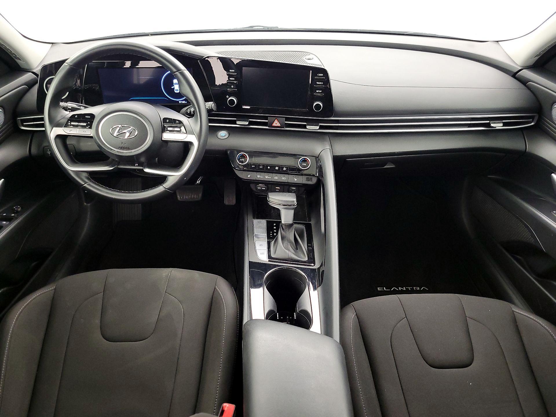 Thumbnail: 2022 Hyundai Elantra - 9