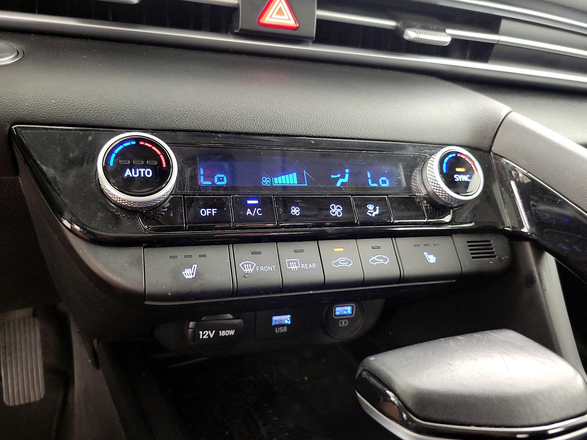 Thumbnail: 2022 Hyundai Elantra - 16