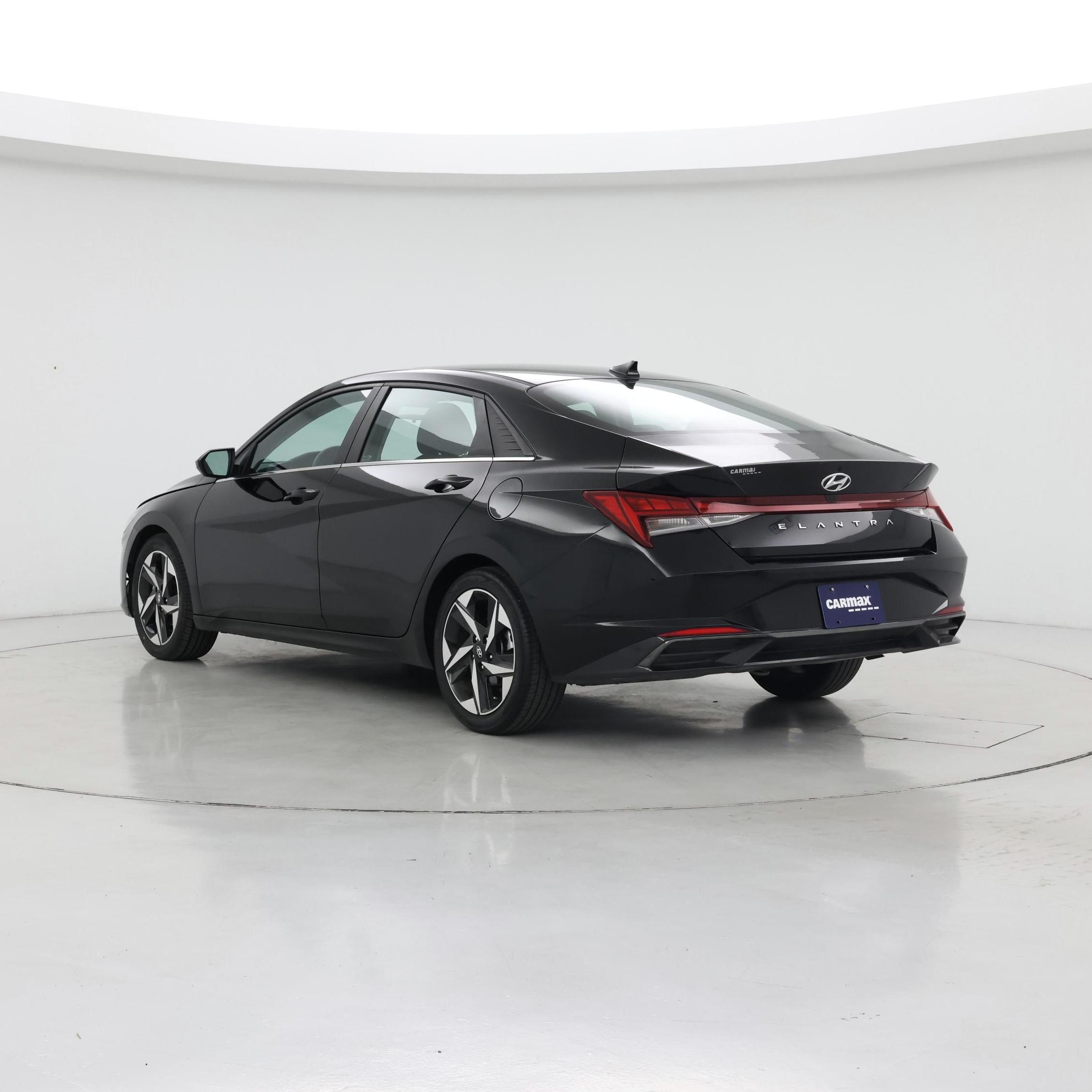 Thumbnail: 2022 Hyundai Elantra - 2