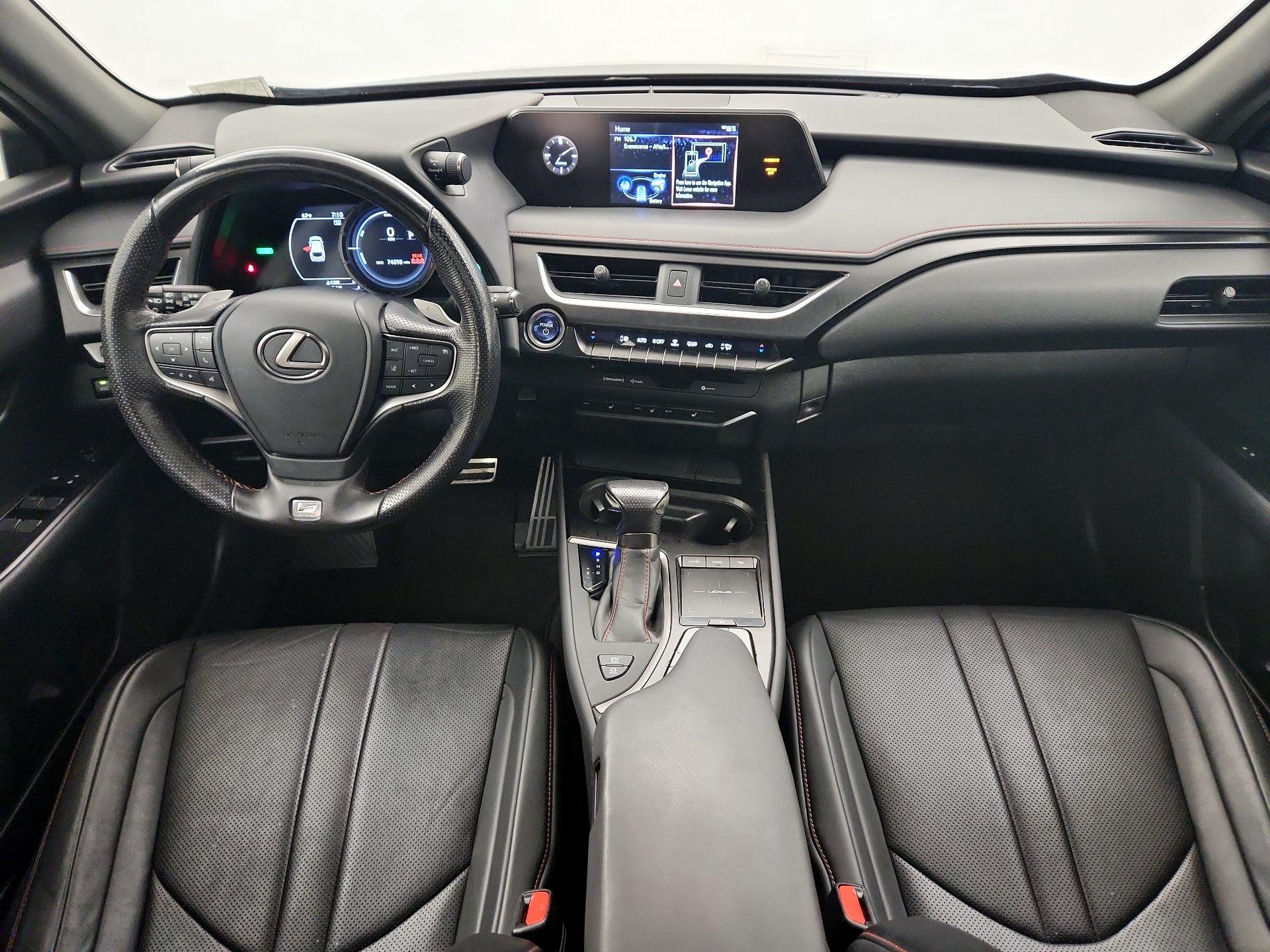 Thumbnail: 2019 Lexus UX - 9