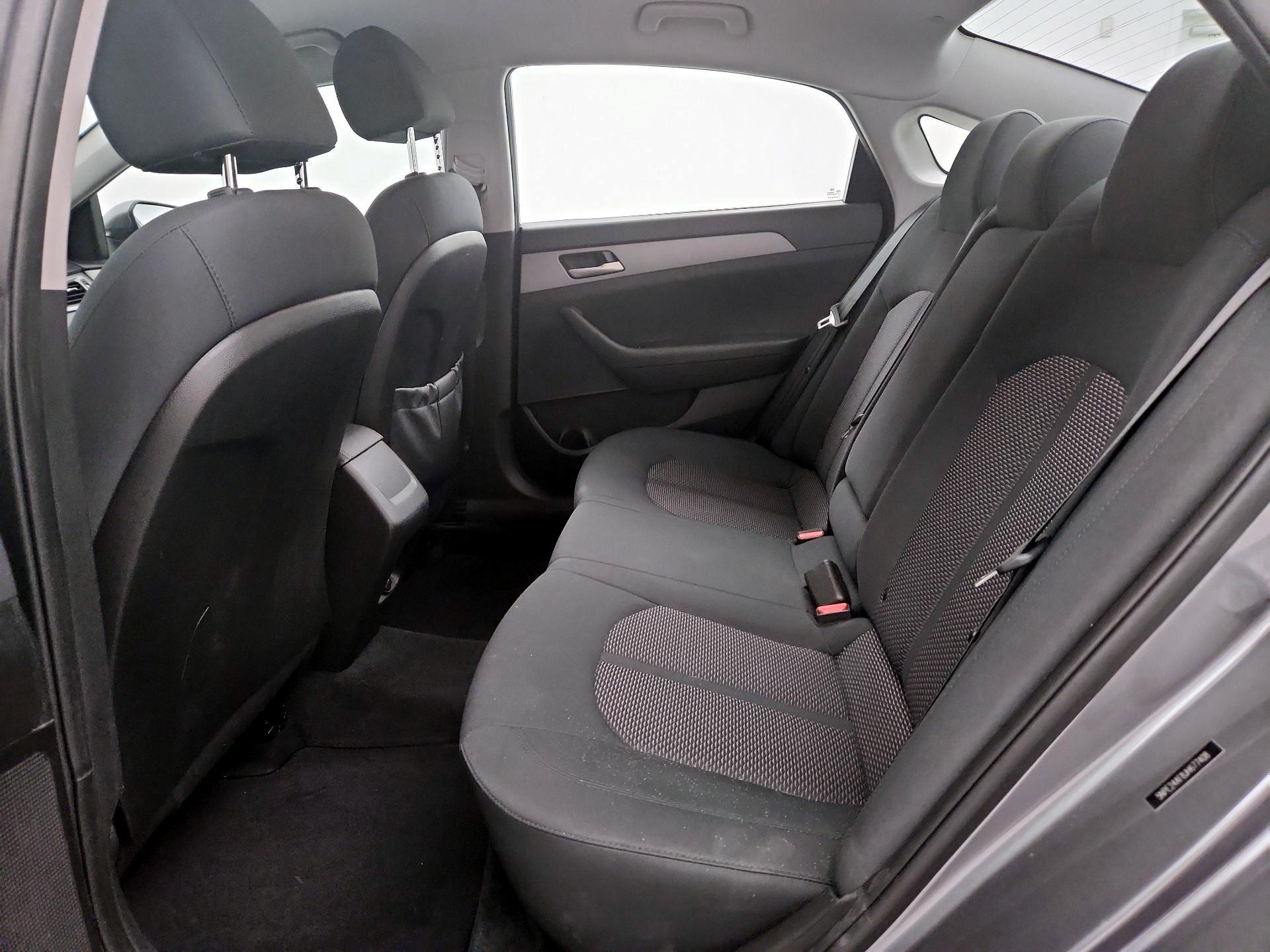 Thumbnail: 2018 Hyundai Sonata - 19