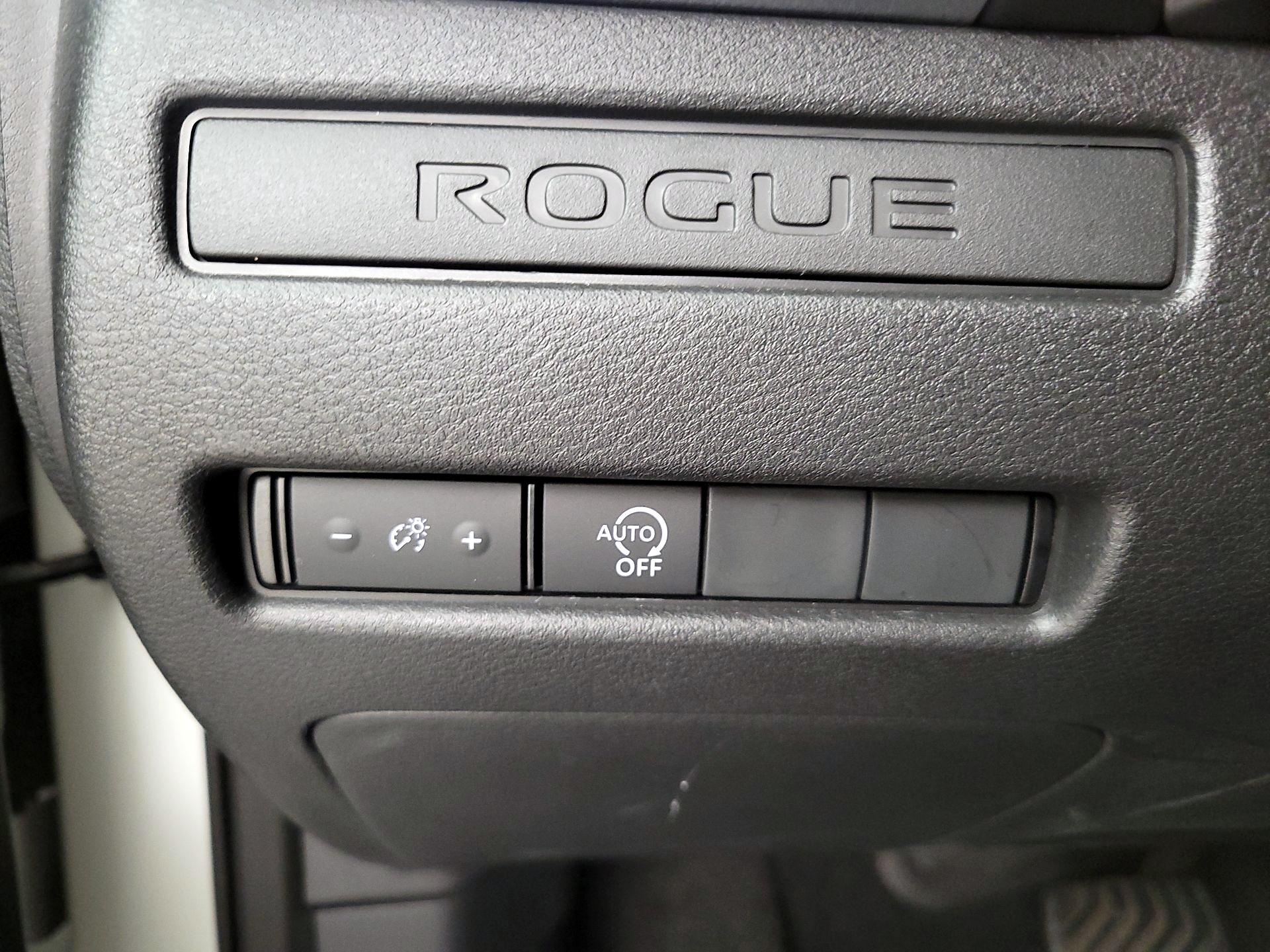 Thumbnail: 2023 Nissan Rogue - 13