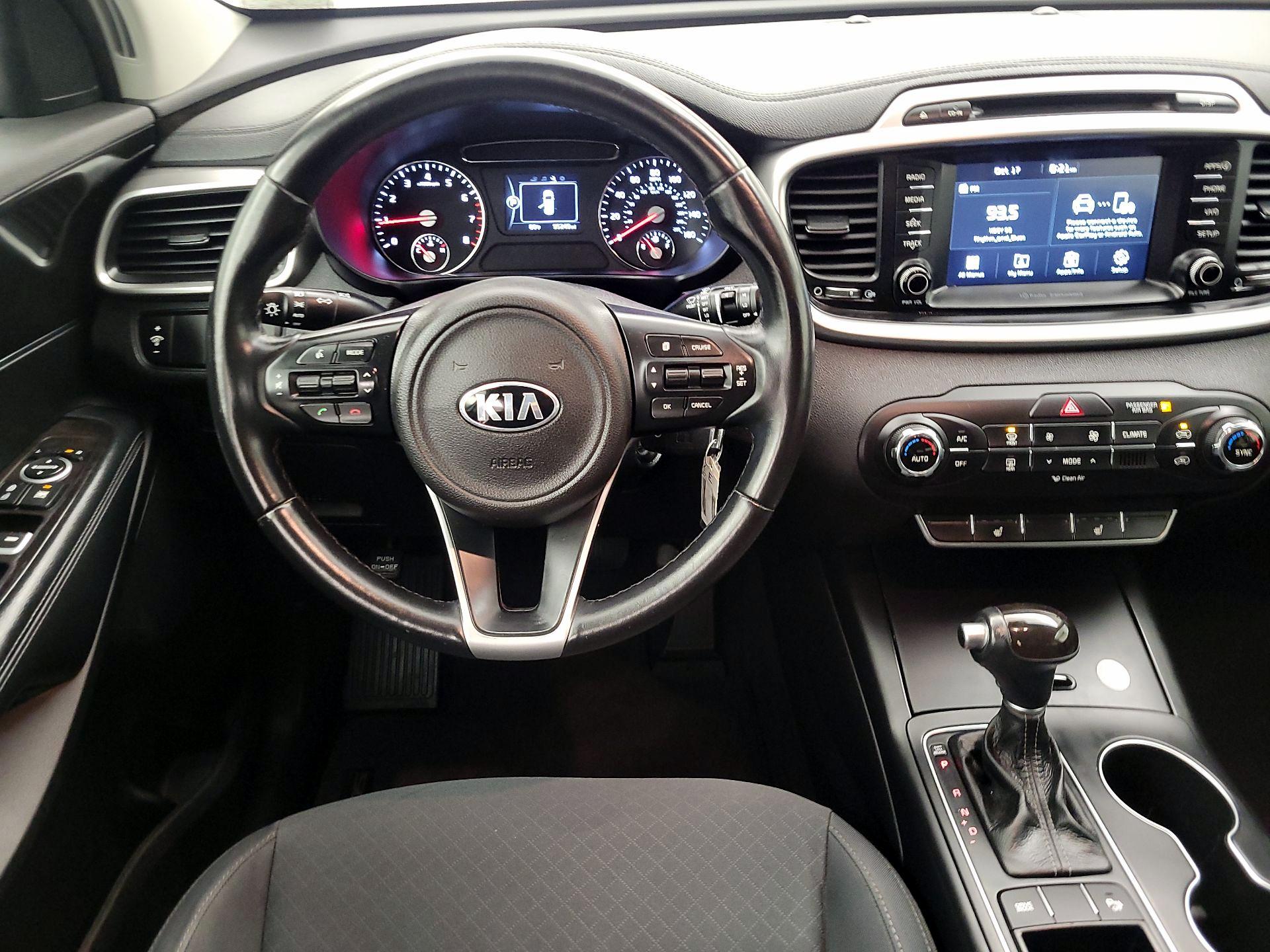 Thumbnail: 2018 Kia Sorento - 10