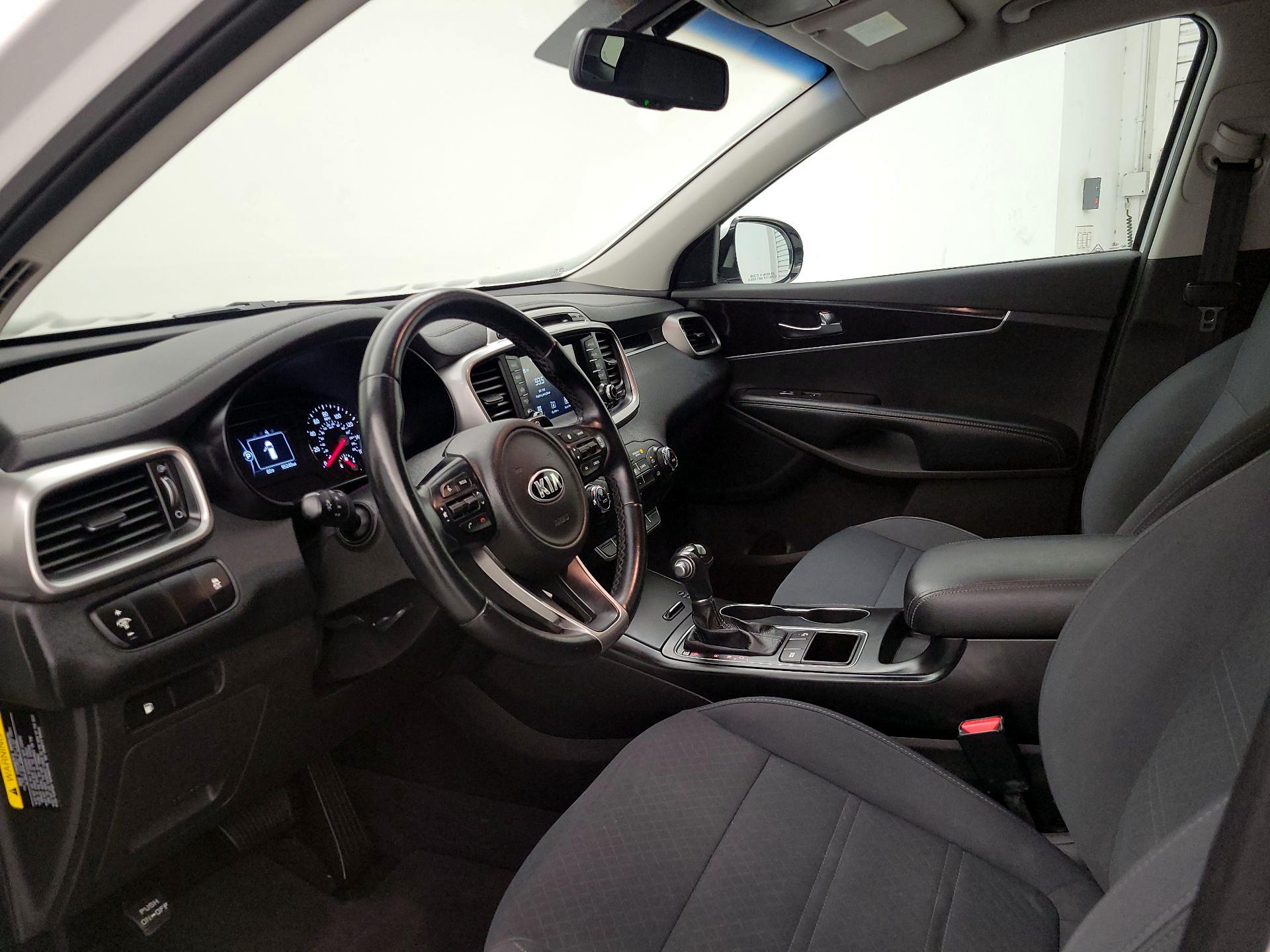 Thumbnail: 2018 Kia Sorento - 11