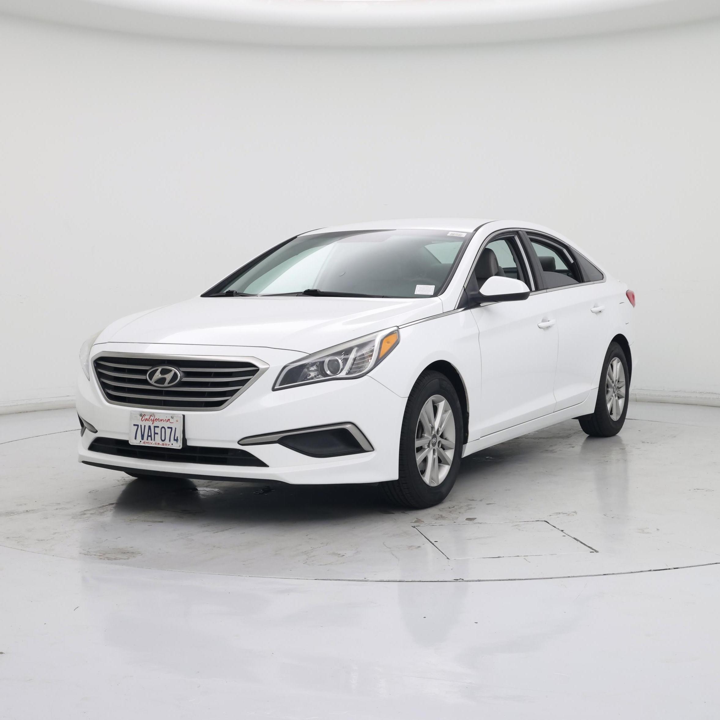 Thumbnail: 2017 Hyundai Sonata - 4
