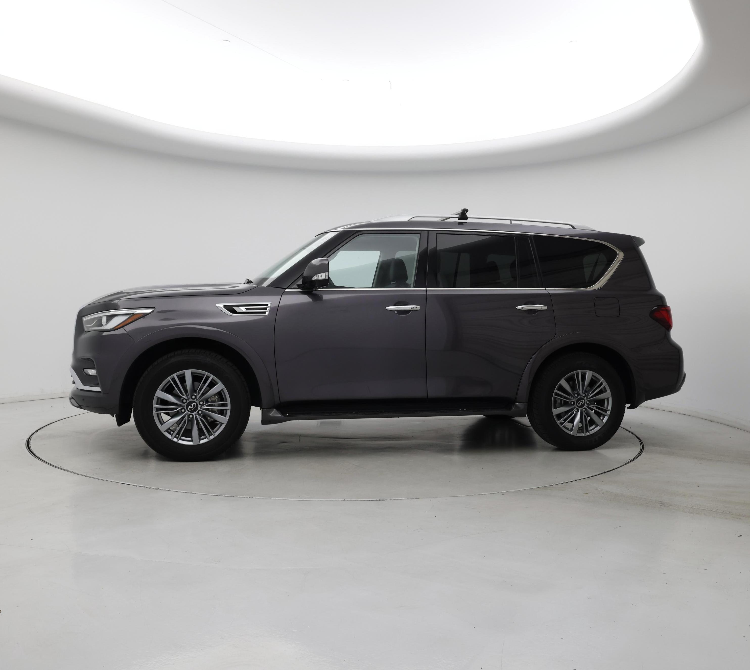 Thumbnail: 2022 INFINITI QX80 - 3