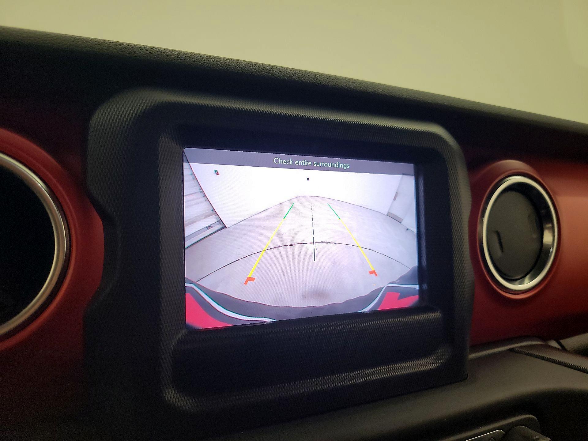 Thumbnail: 2021 Jeep Wrangler - 14