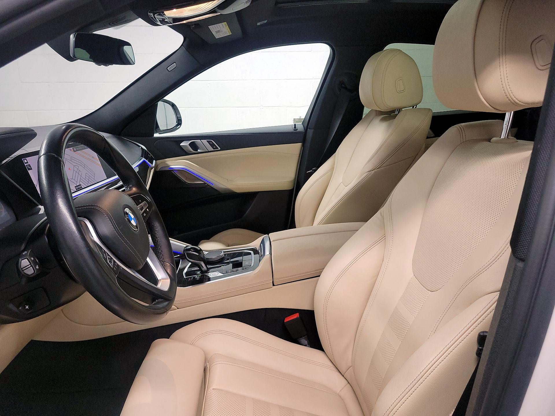 Thumbnail: 2021 BMW X6 - 11