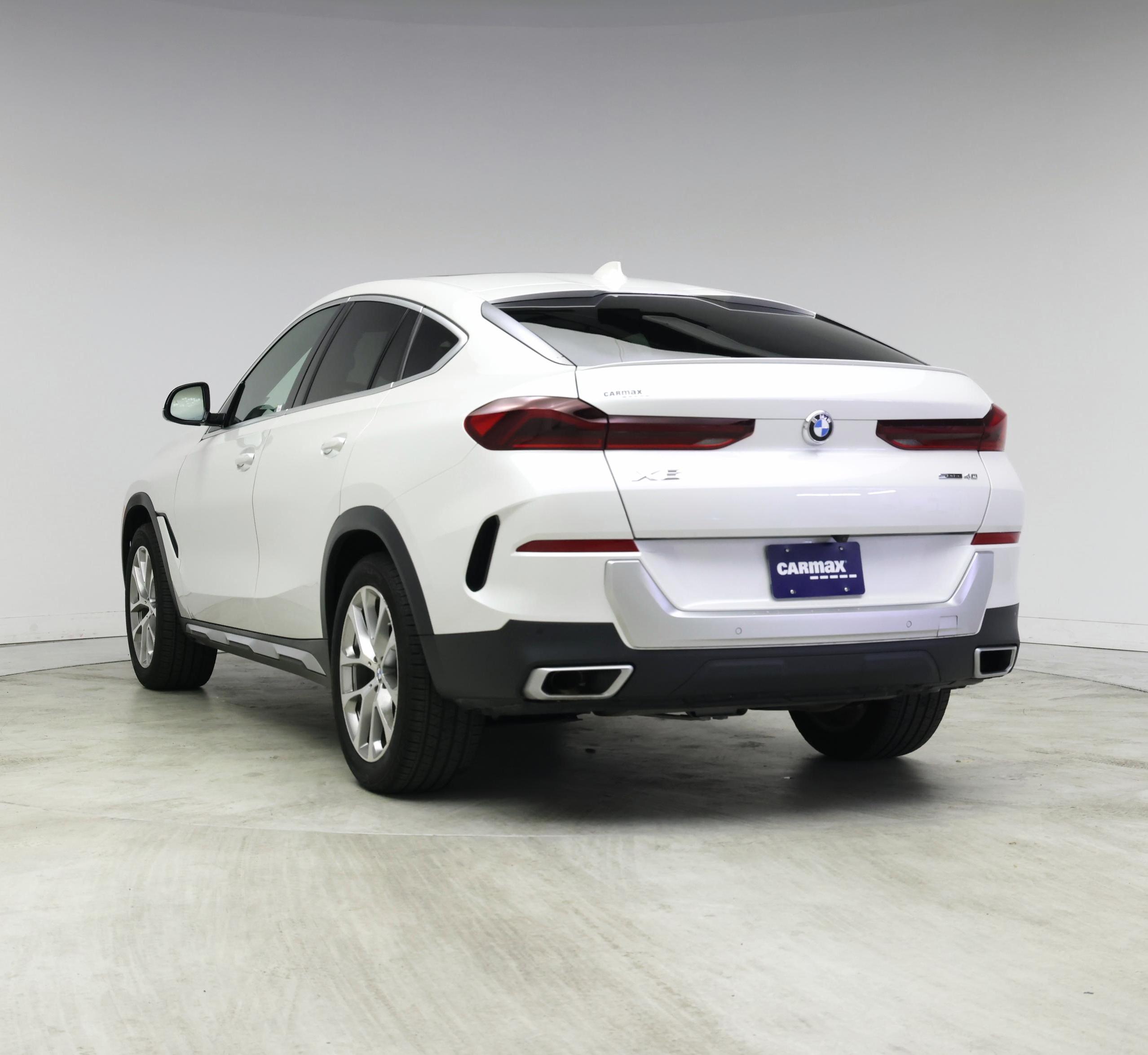 Thumbnail: 2021 BMW X6 - 2