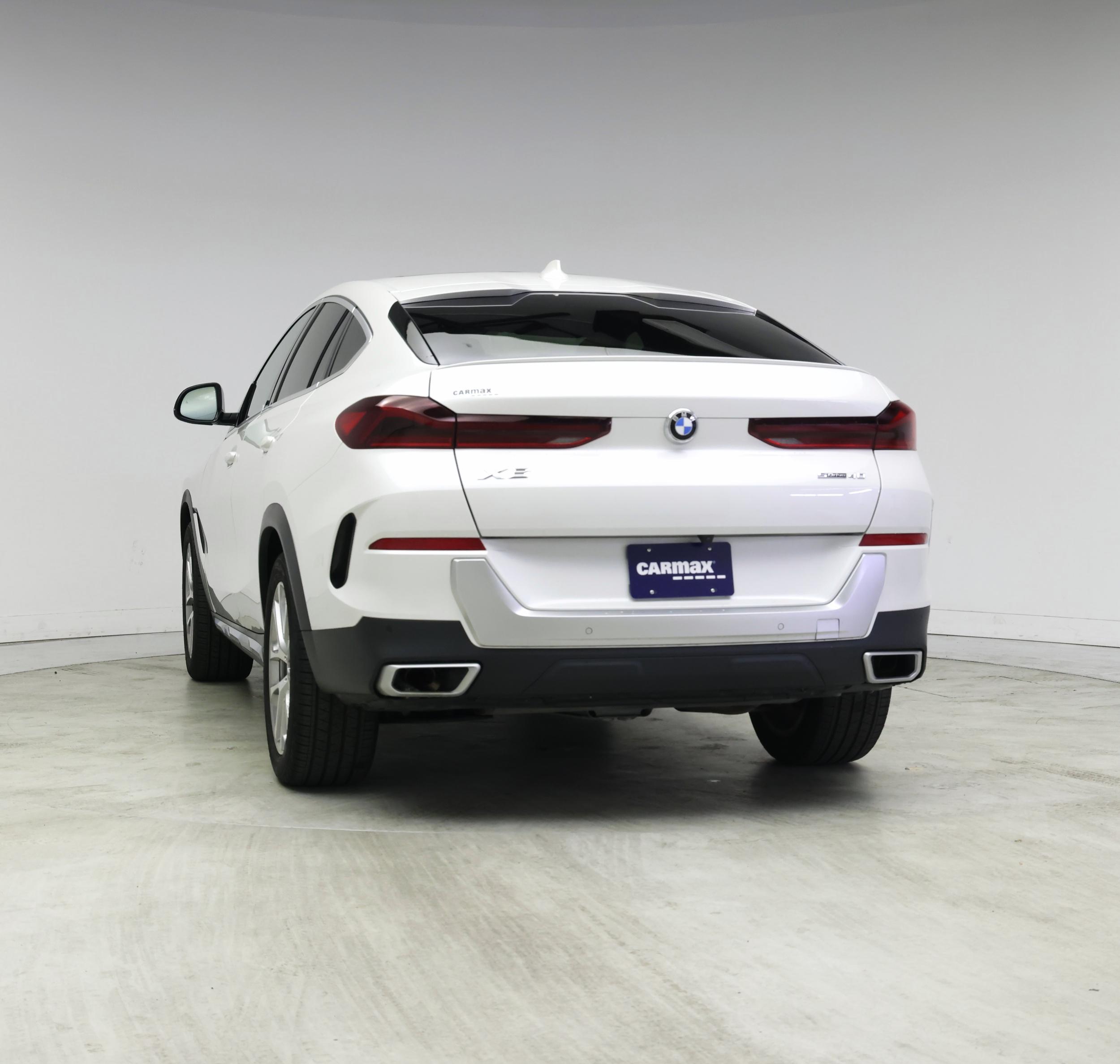 Thumbnail: 2021 BMW X6 - 6