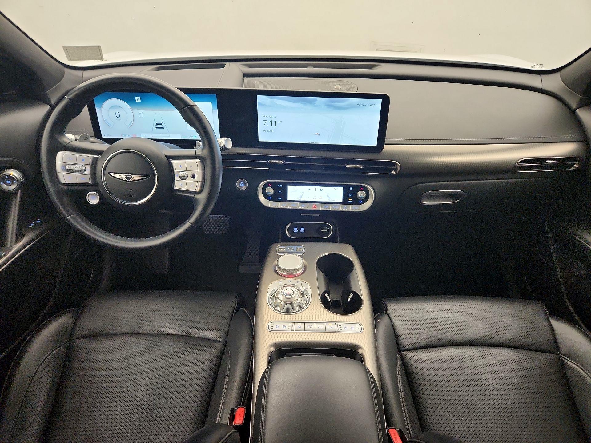 Thumbnail: 2023 Genesis GV60 - 9