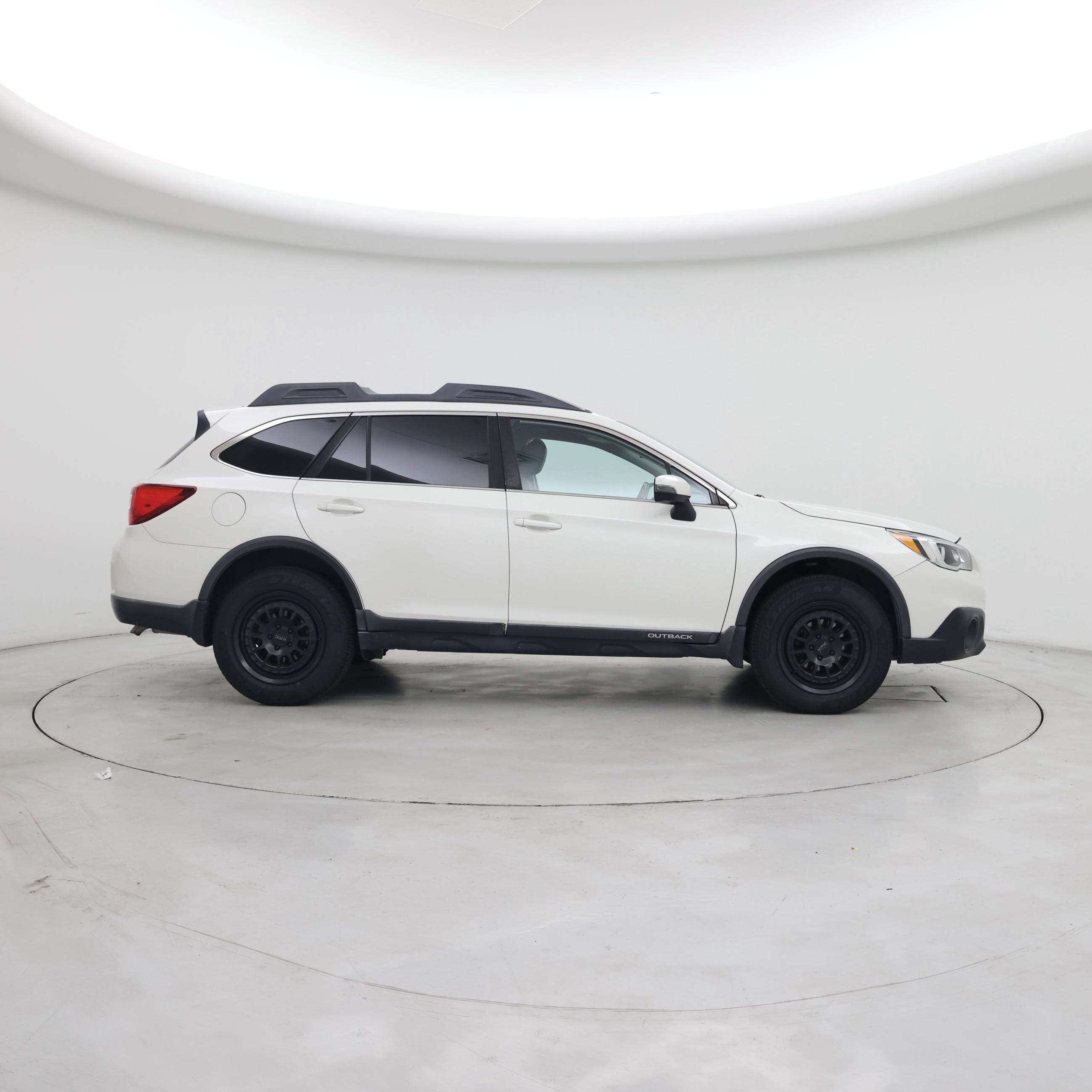 Thumbnail: 2017 Subaru Outback - 7